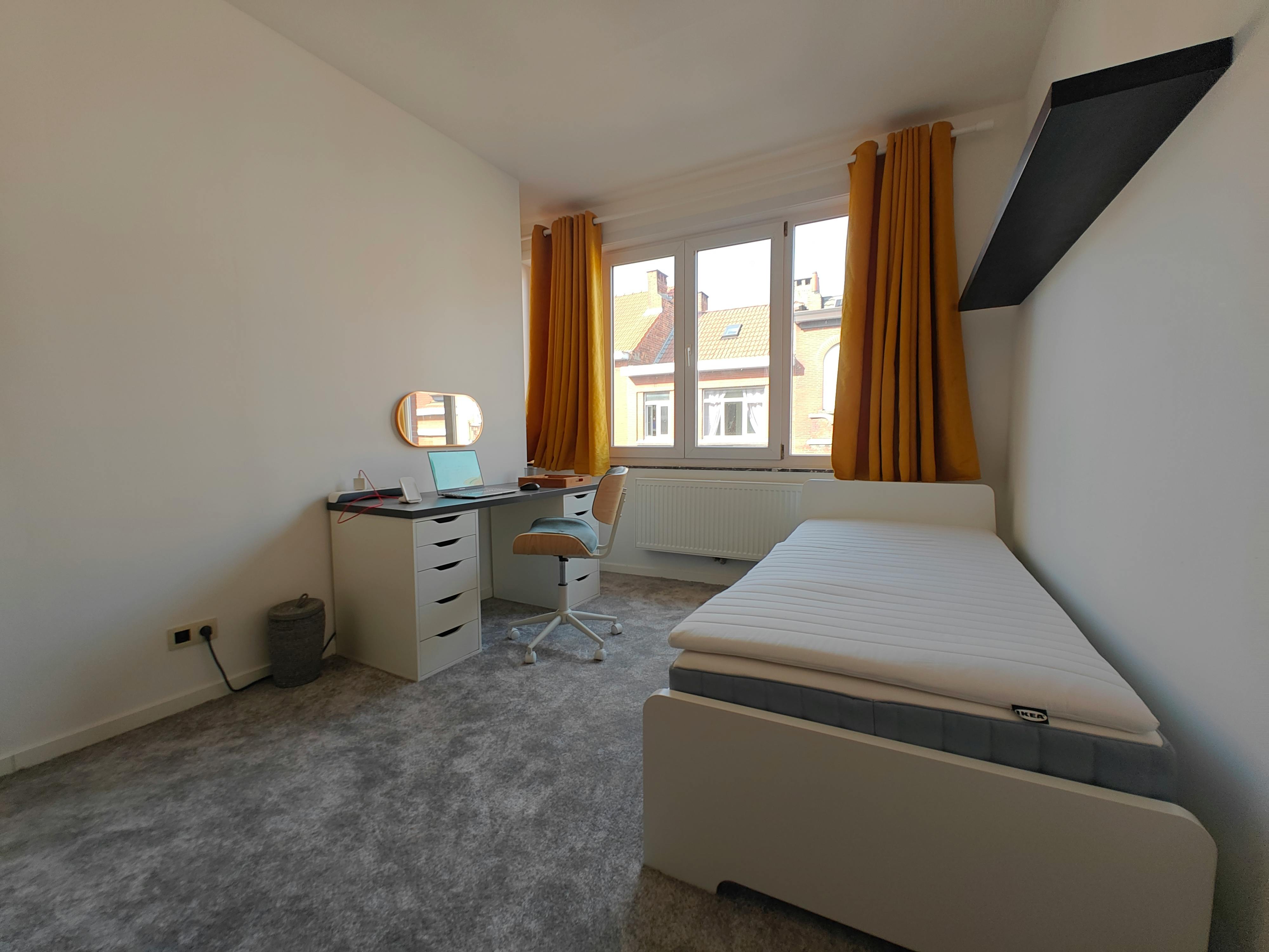 WG-Zimmer zu mieten für 750 € pro Monat in Evere, Rue Saint Vincent