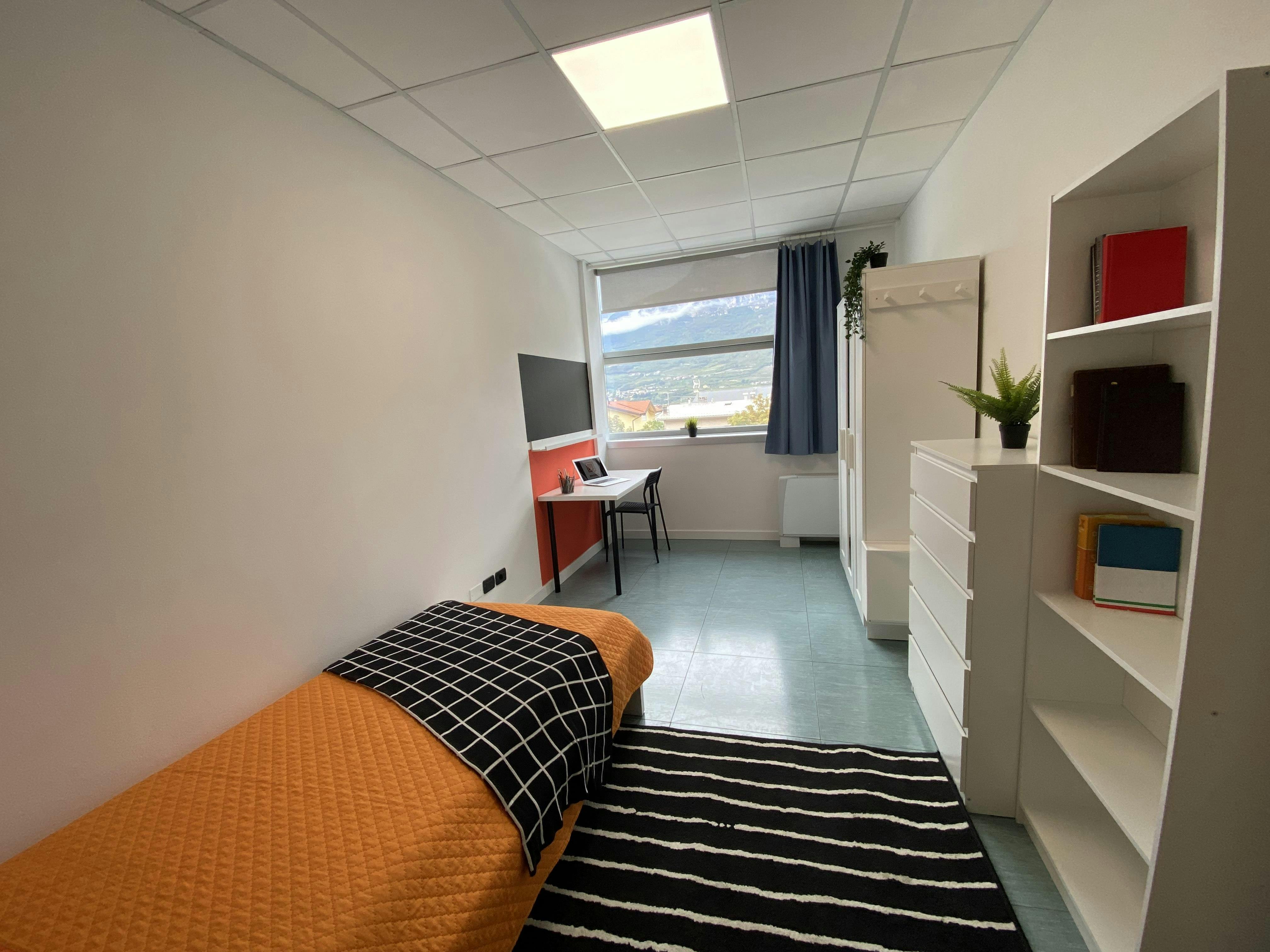 Private room in Viale Trento, Rovereto (1726726) room image 1