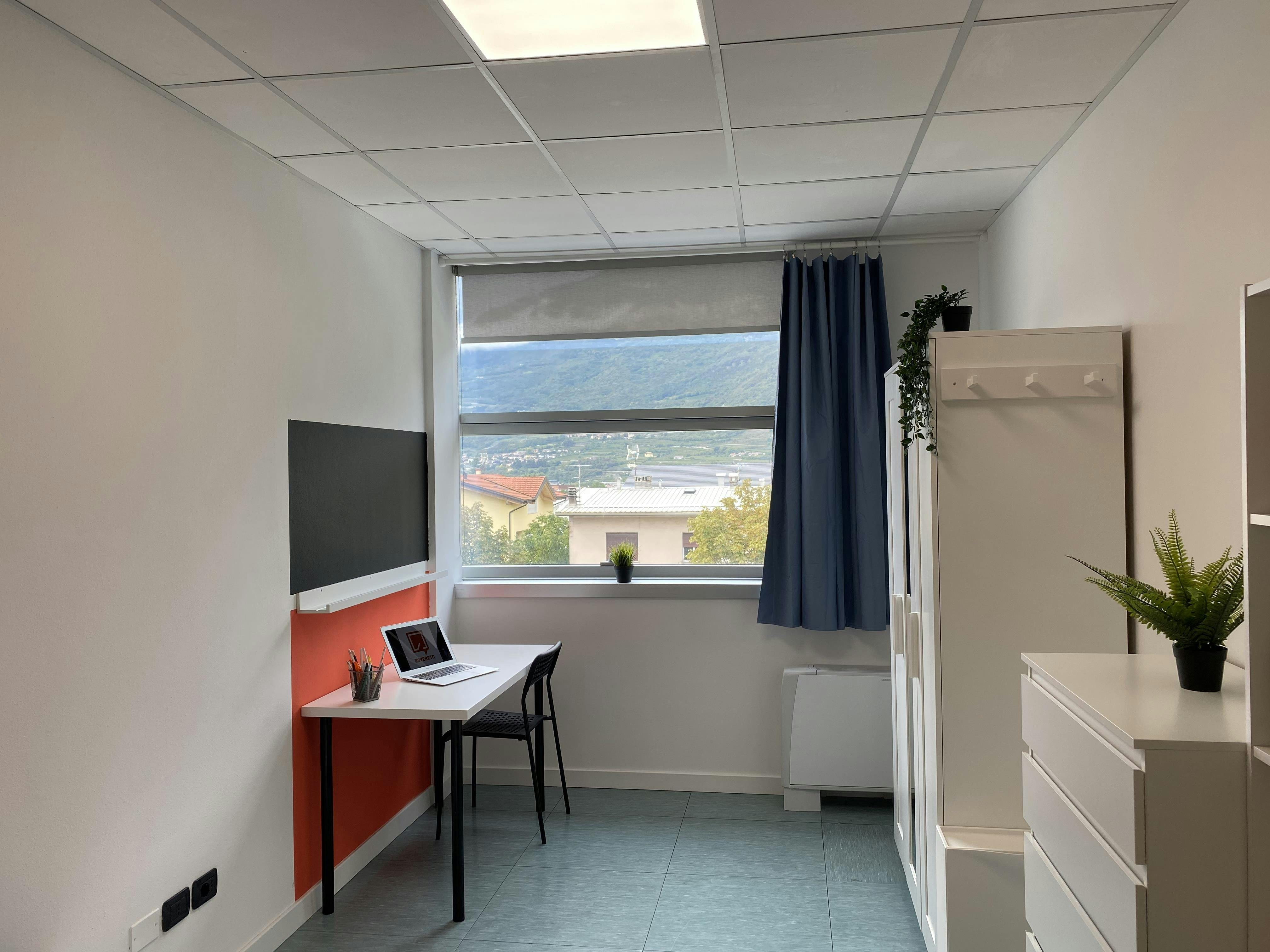Private room in Viale Trento, Rovereto (1726726) room image 2