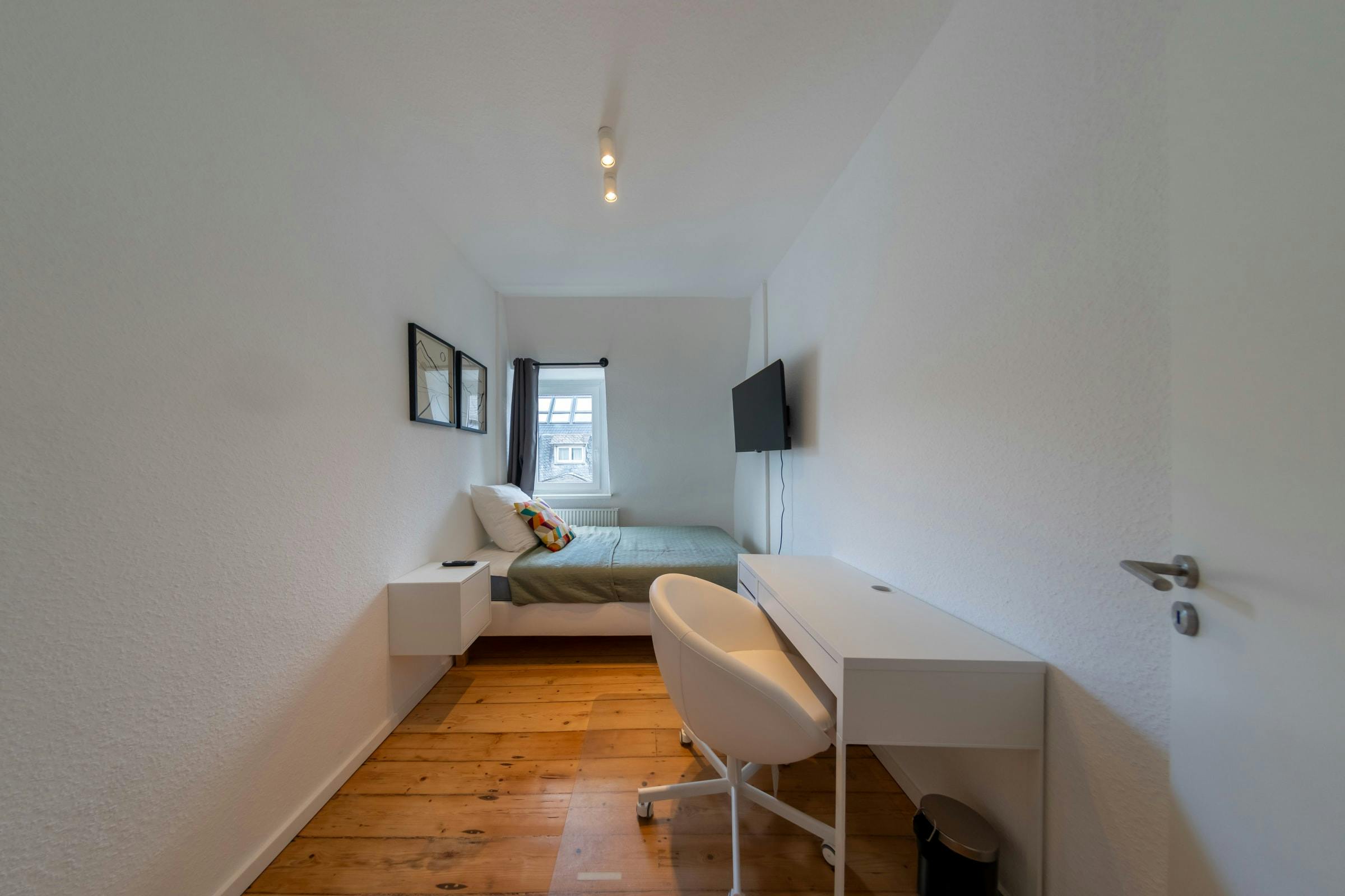 Habitación privada en alquiler por 610 € al mes en Frankfurt am Main, Jungstraße