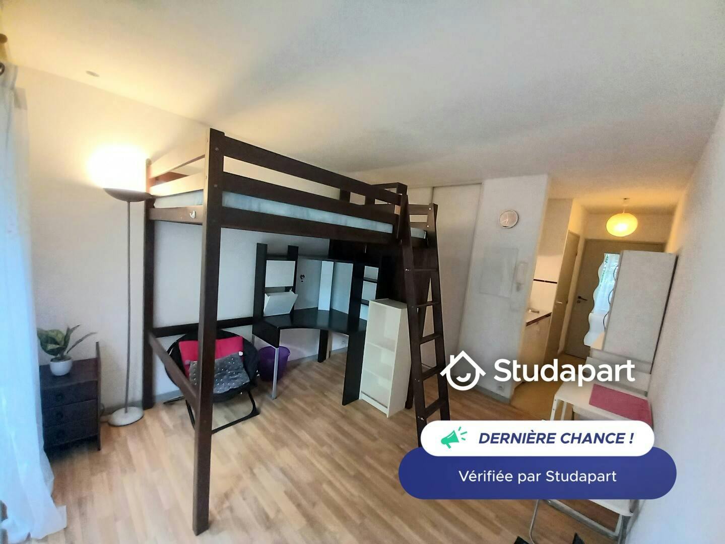 Wohnung zu mieten für 410 € pro Monat in Pau, Avenue Pierre Massé