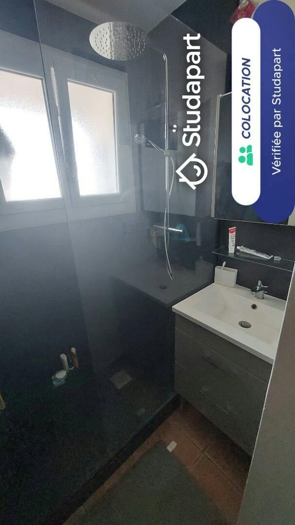 Private room for rent on Boulevard Robert Schuman, Nantes - Vue 5