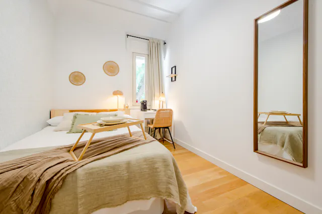 Private room in Calle Quintana, Madrid (1727009) room image 2