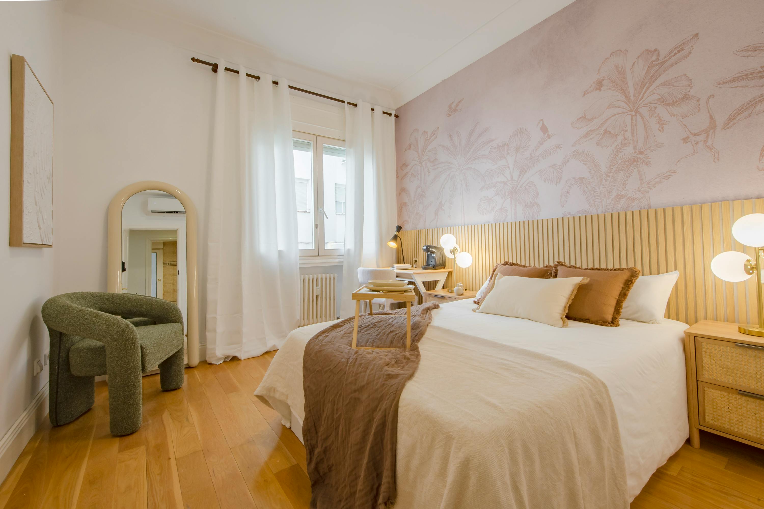Private room in Calle Quintana, Madrid (1727041) room image 1