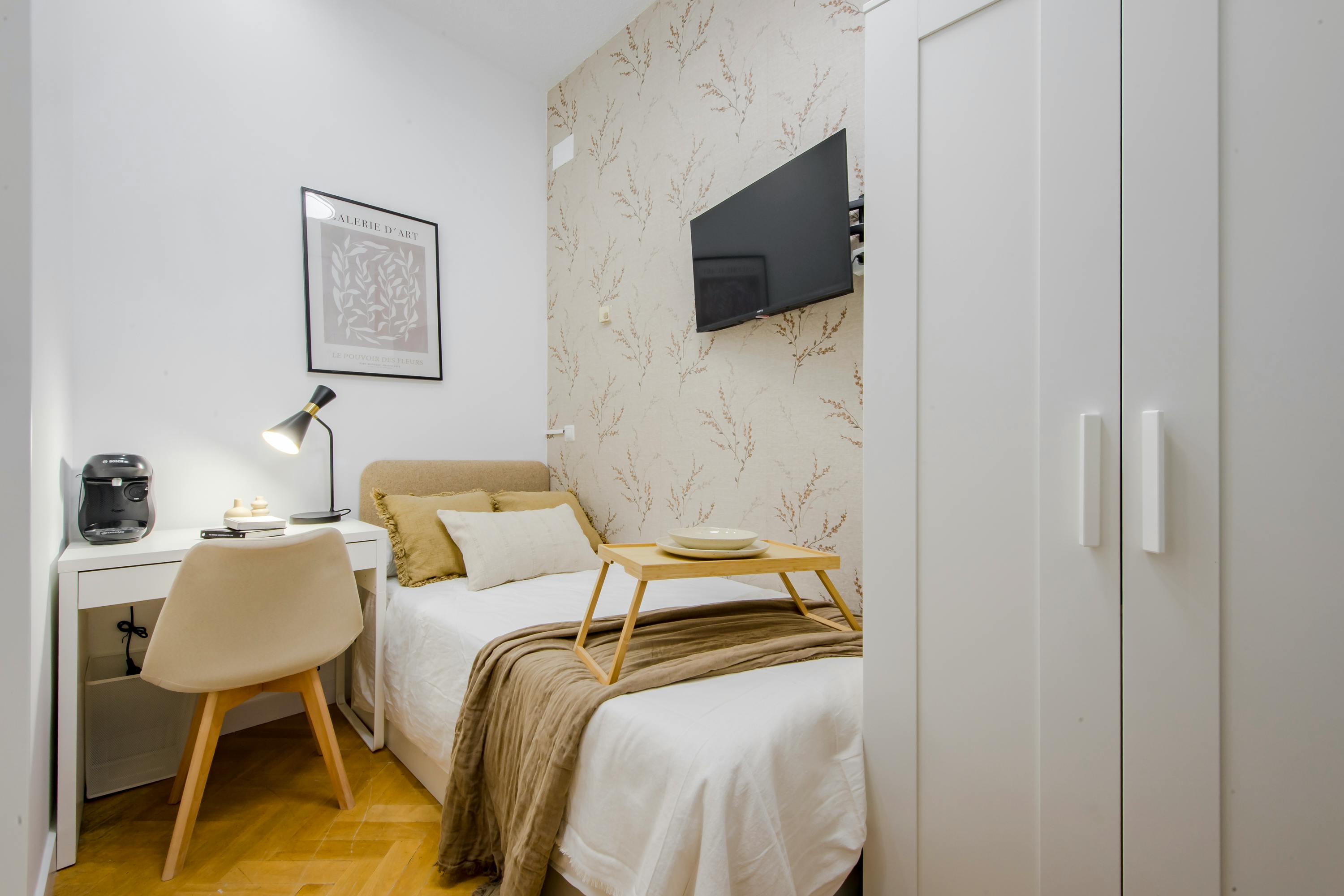 Wohnung zu mieten für 770 € pro Monat in Madrid, Calle de San Simón