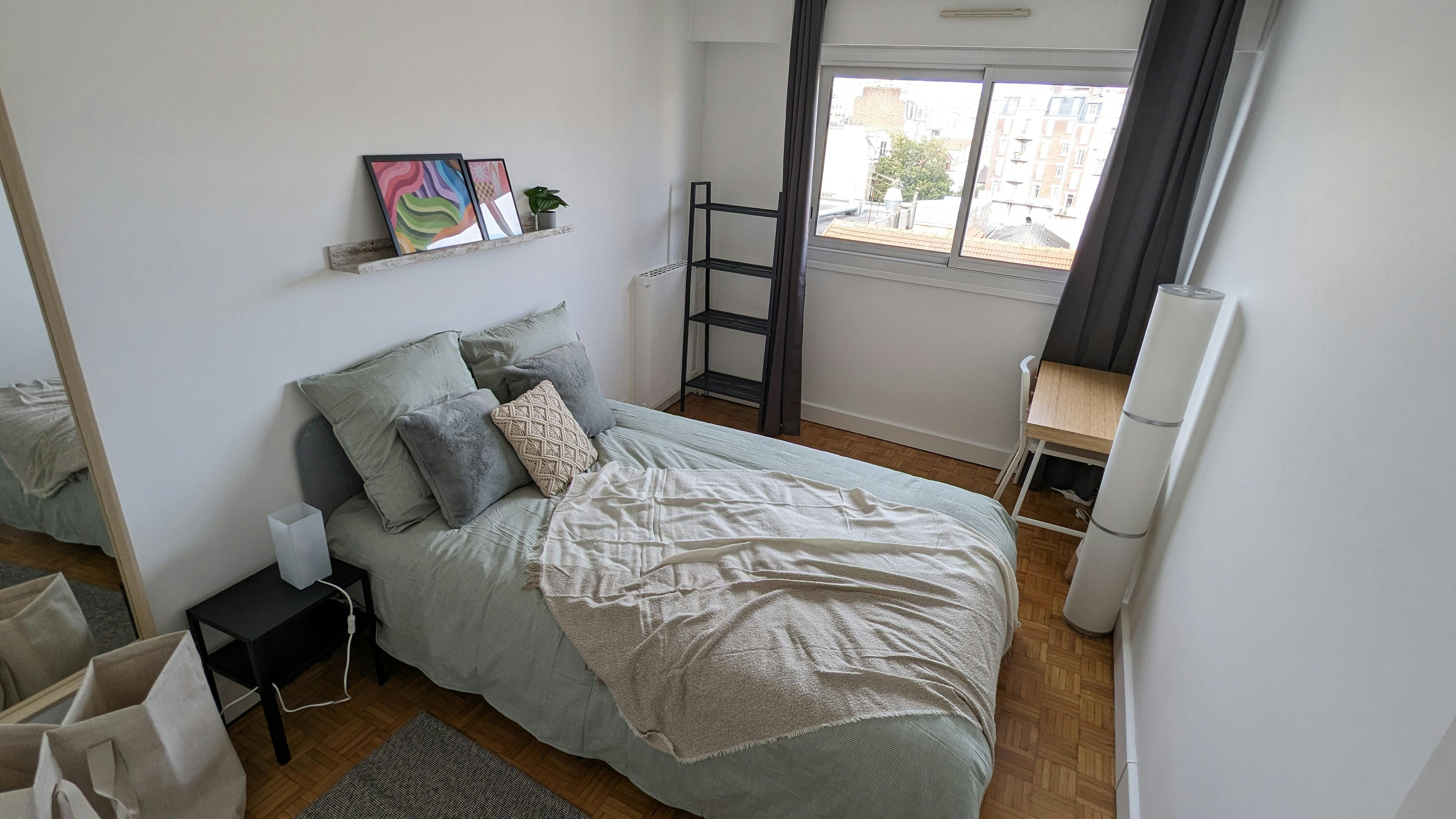 Rue des Montiboeufs, Paris preview