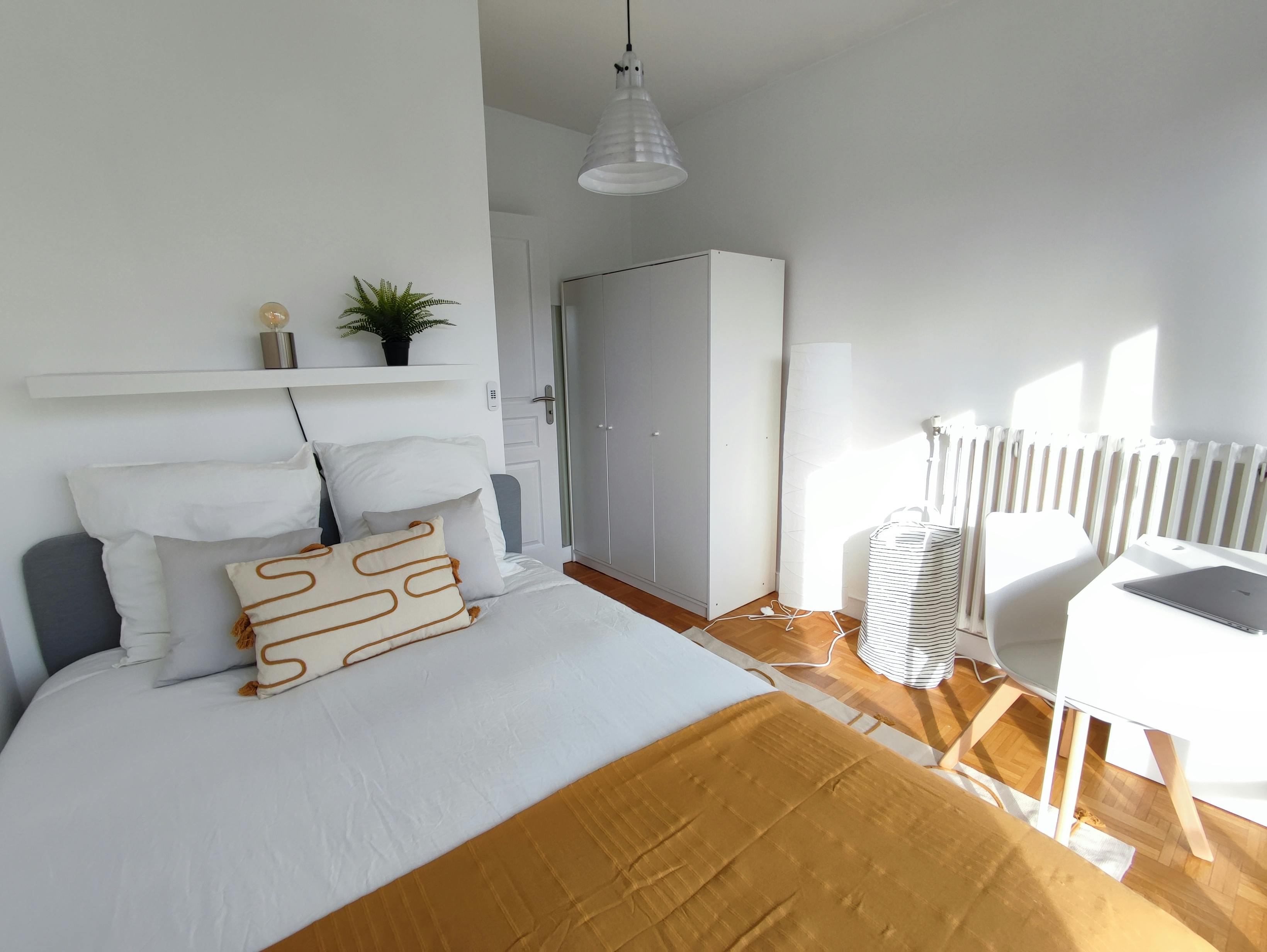 Boulevard Bineau, Neuilly-sur-Seine preview
