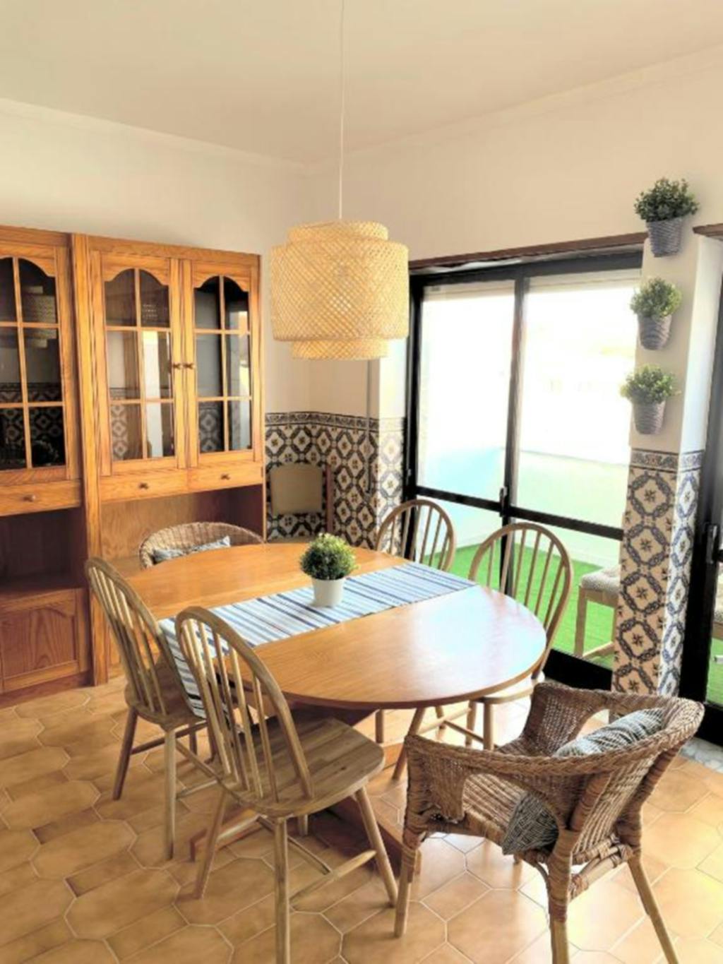 Apartment on Rua Val Cortiço, A dos Cunhados
