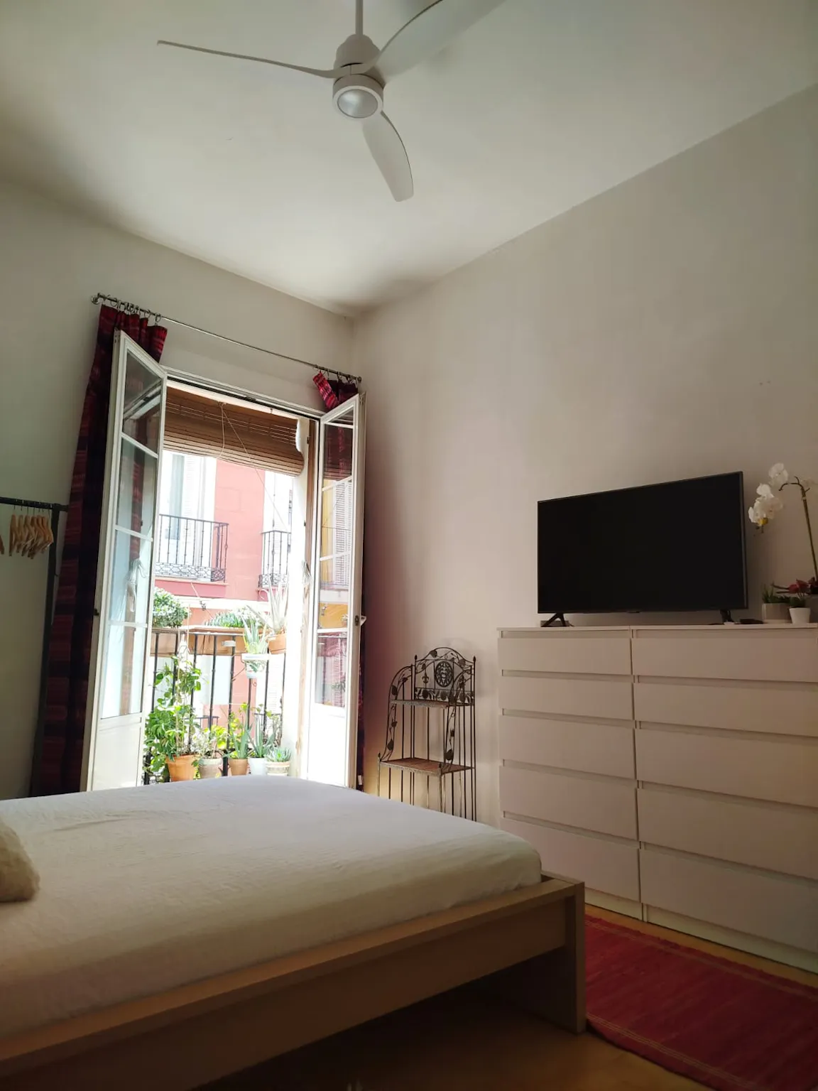 Private room in Calle de Fomento, Madrid (1727457) ROOM 1