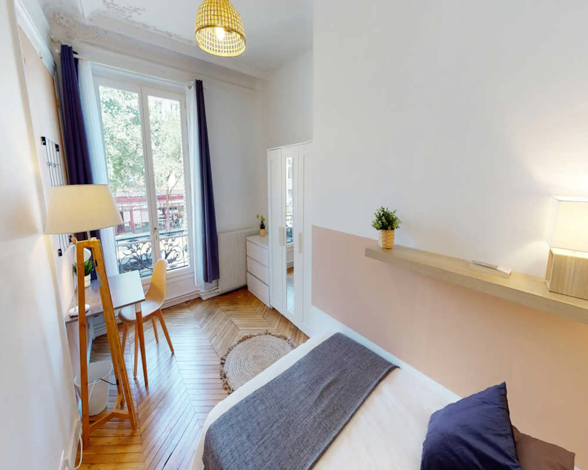 Rue de Tilsitt, Paris preview