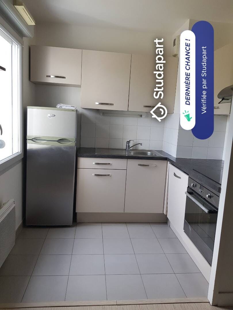 Wohnung zu mieten für 925 € pro Monat in Angers, Rue des Ponts de Ce