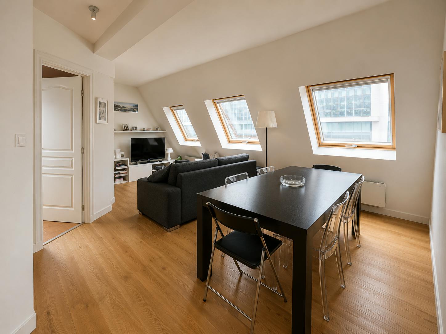 Rue La Boétie, Paris preview