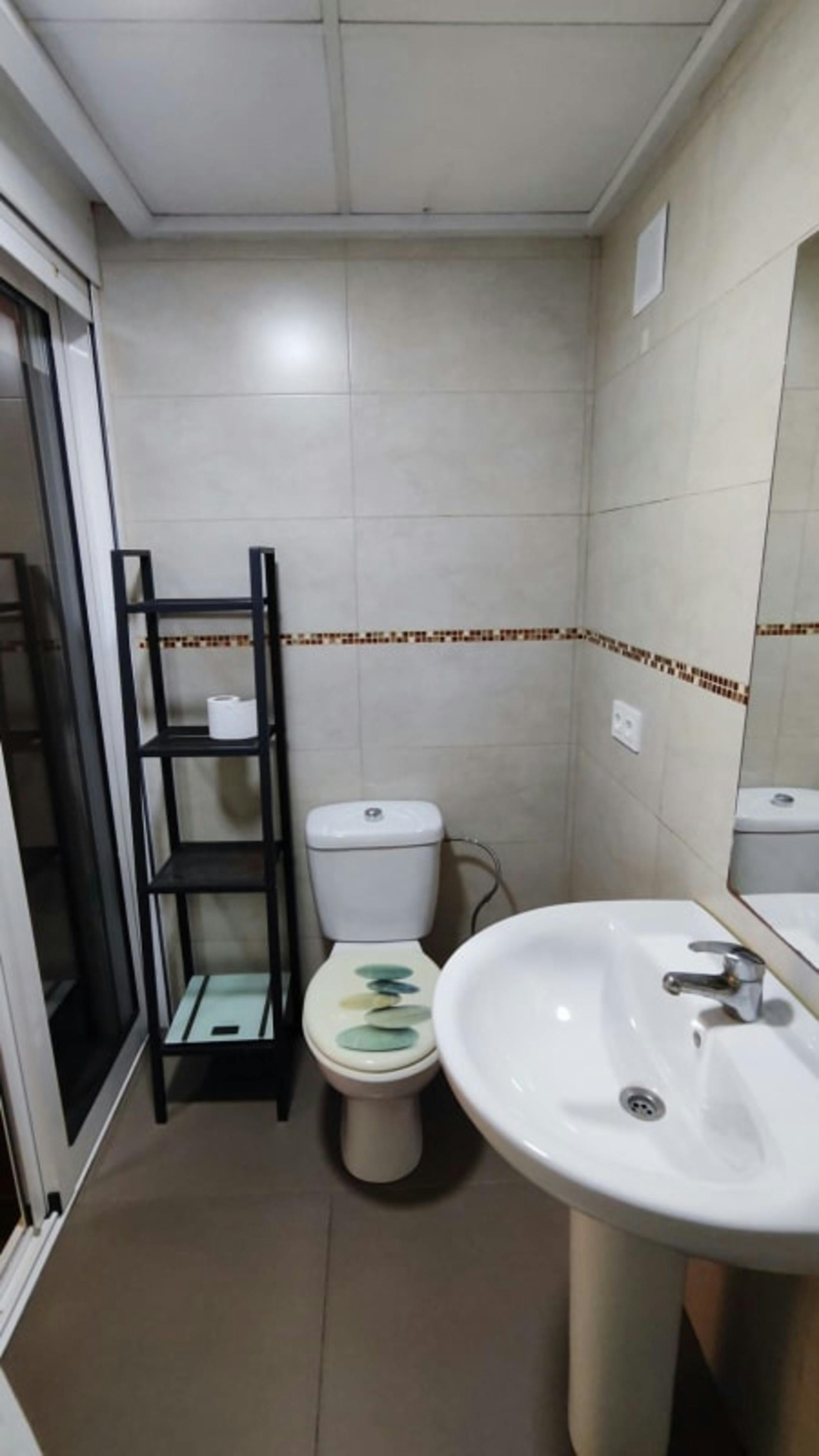 Private room in Calle Alcalá Galiano, Alicante (1727556) ROOM 4