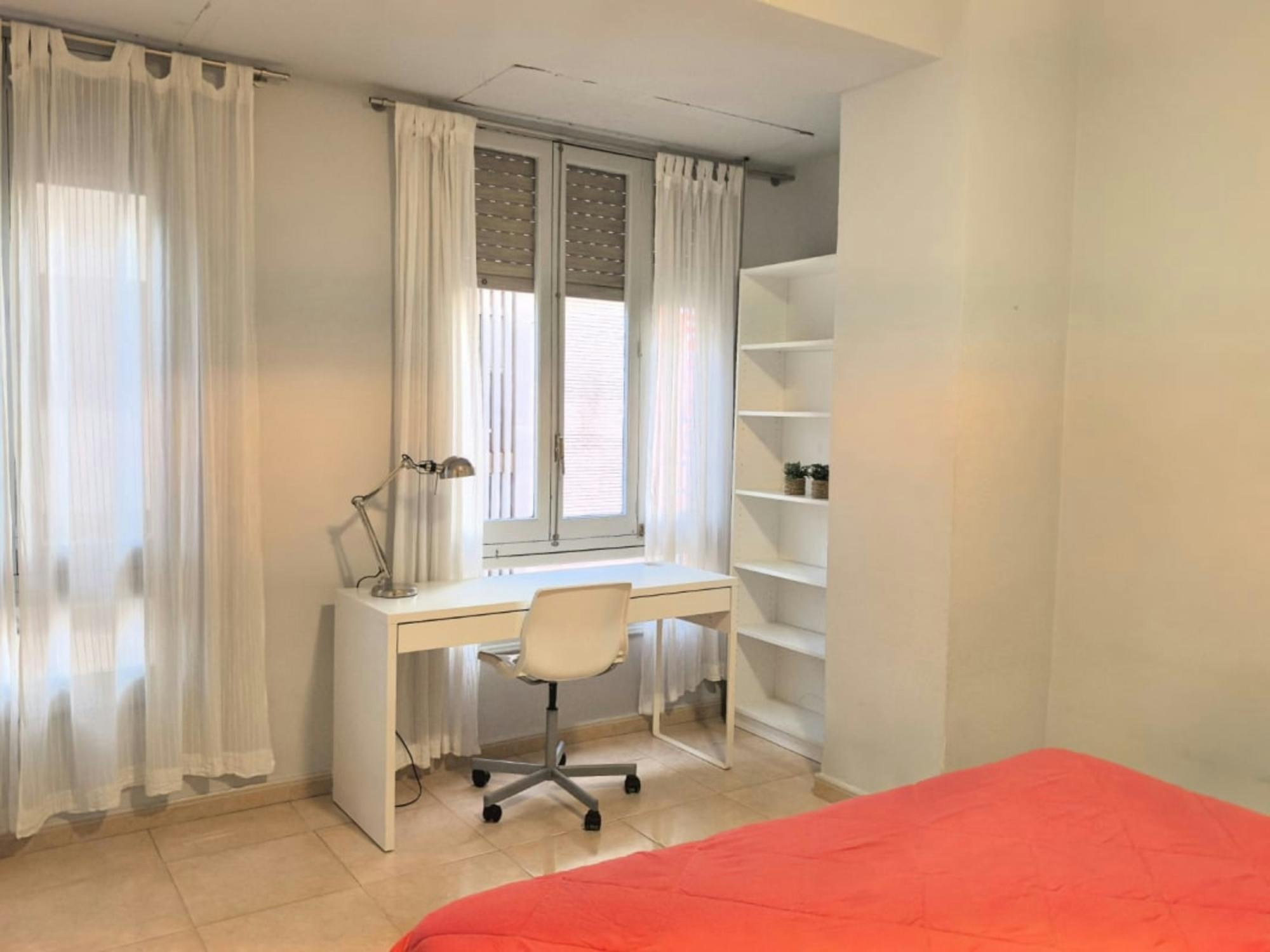 Private room in Avinguda de l'Estació, Alicante (1727557) ROOM 4