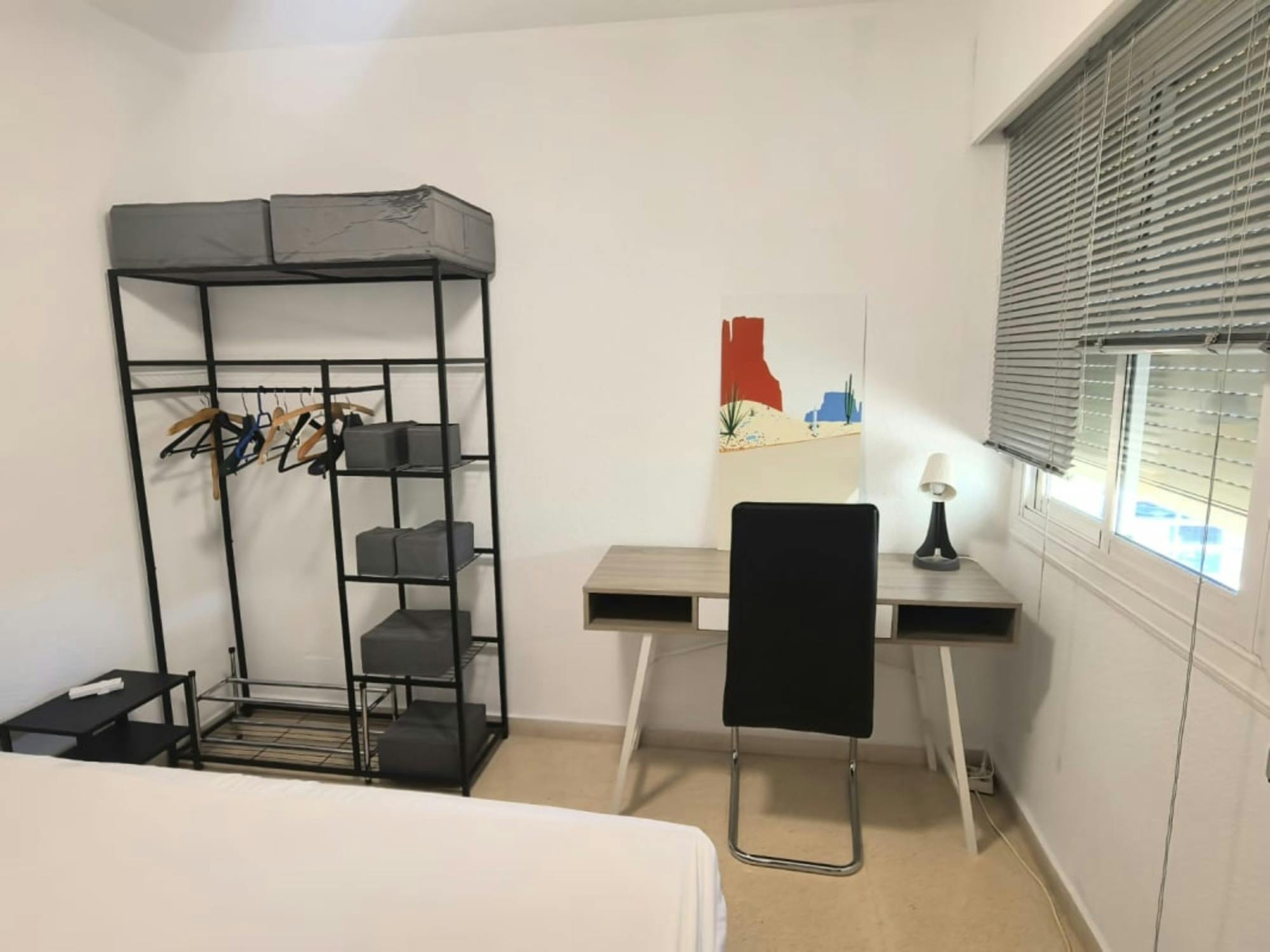 Private room in Carrer Pardo Gimeno, Alicante (1727567) room image 2