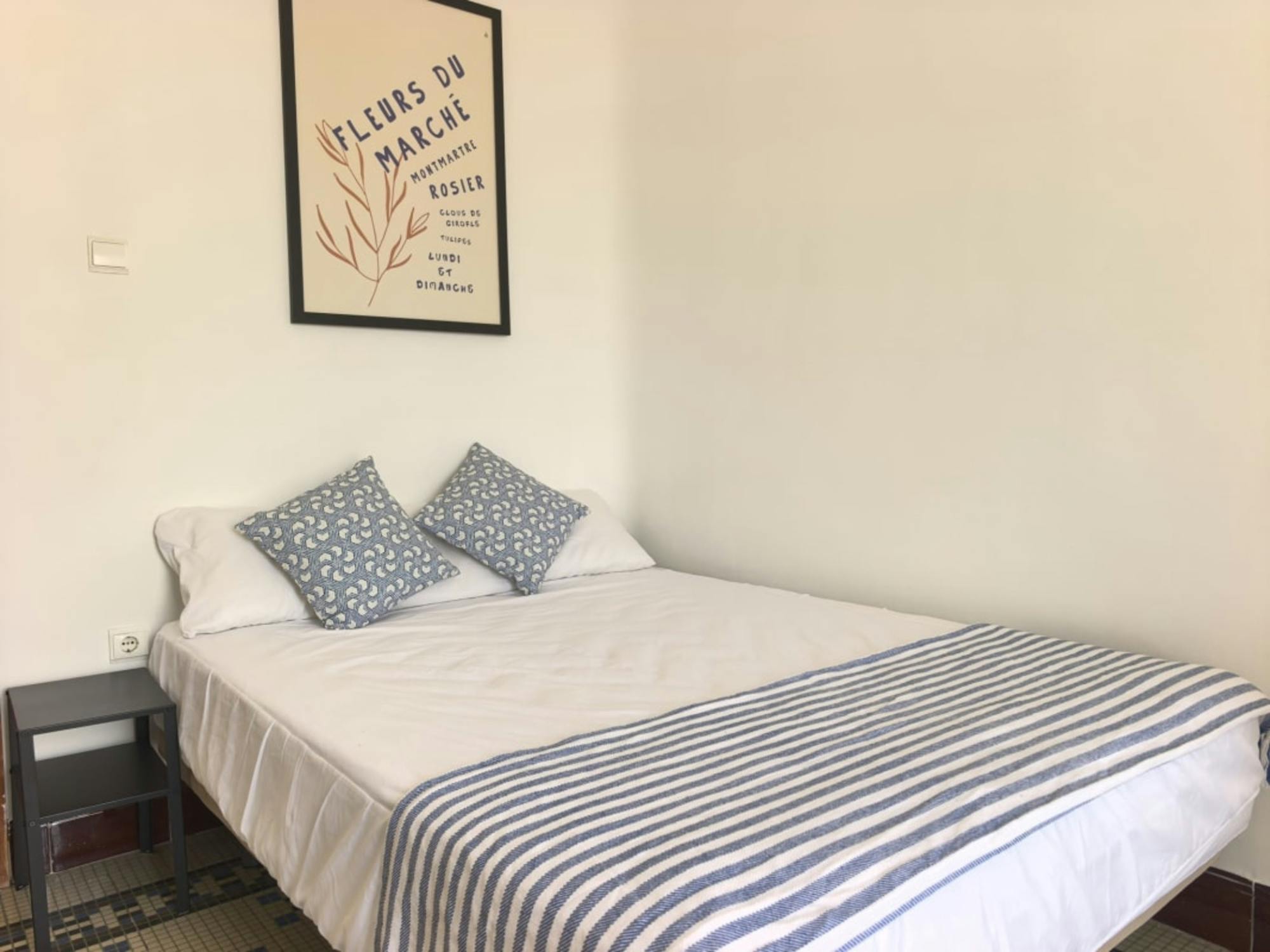 Private room in Calle Segura, Alicante (1727575) room image 1