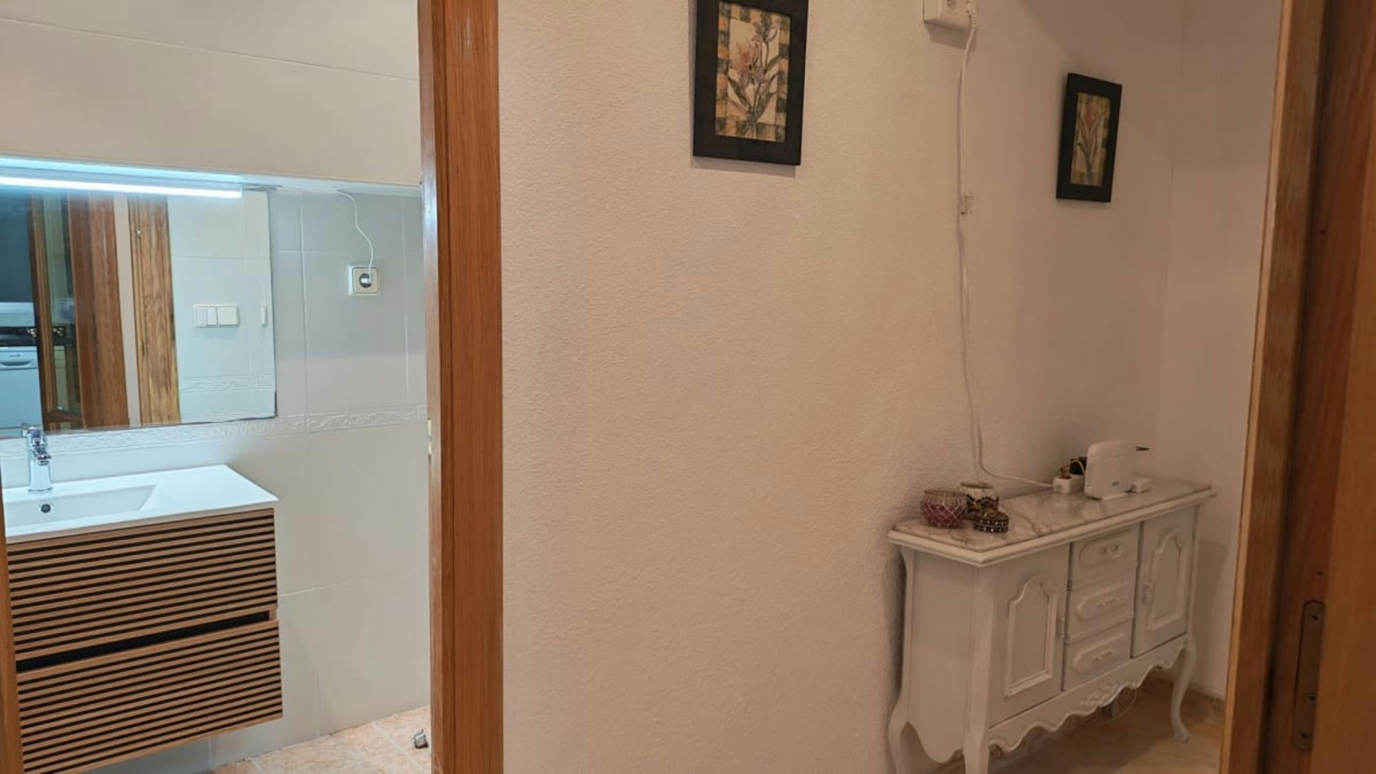 Private room in Carrer València, Alicante (1727579) room image 10