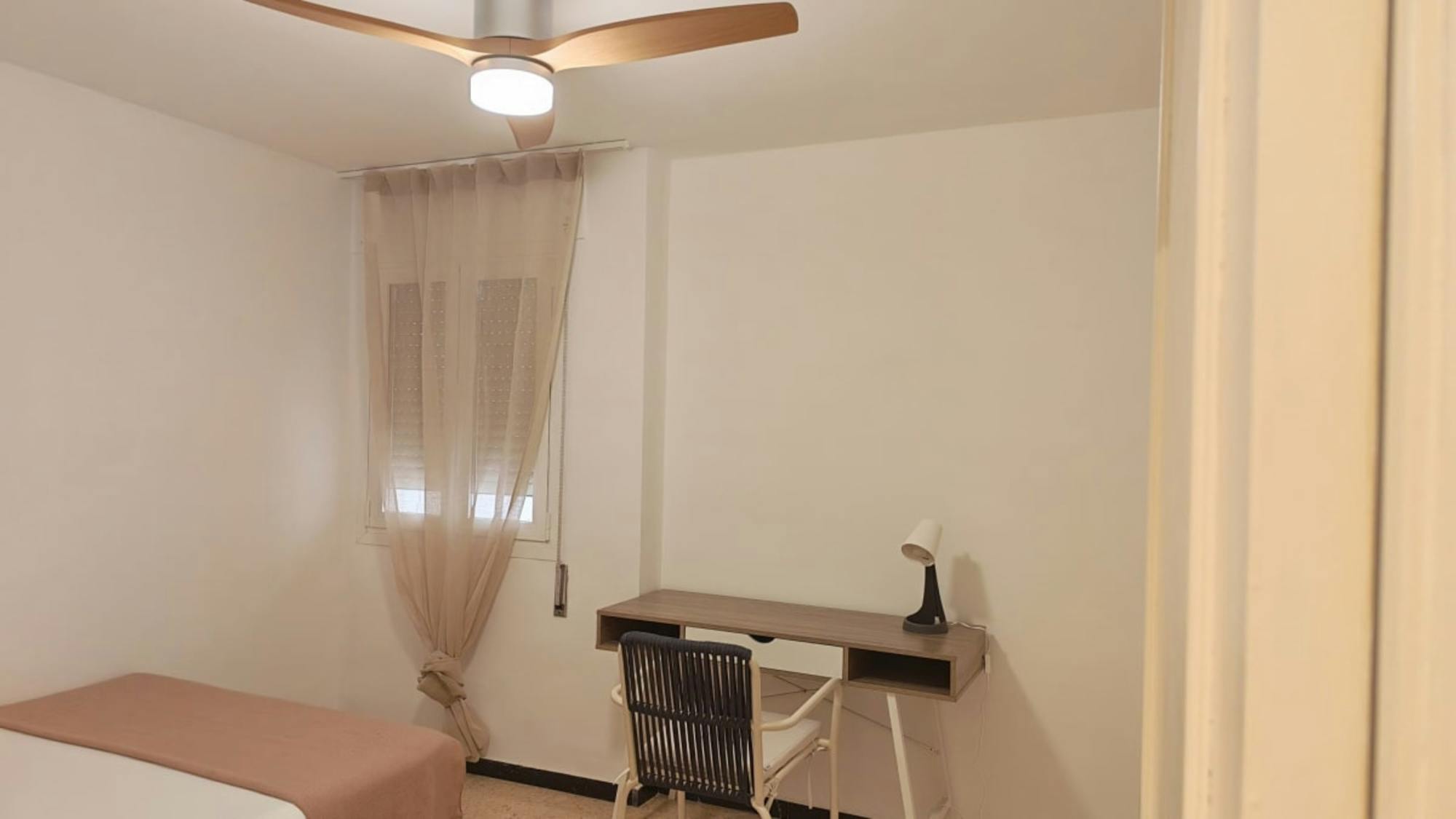 Private room in Carrer Italia, Alicante (1727580) ROOM 3