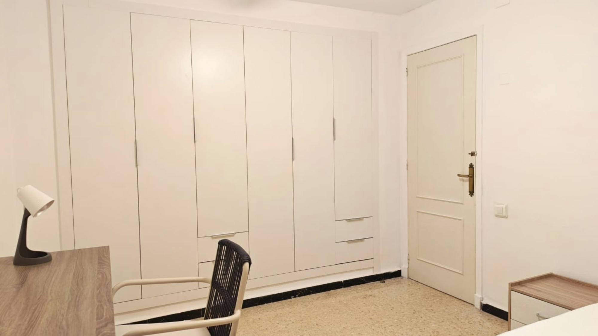 Private room in Carrer Italia, Alicante (1727580) ROOM 2