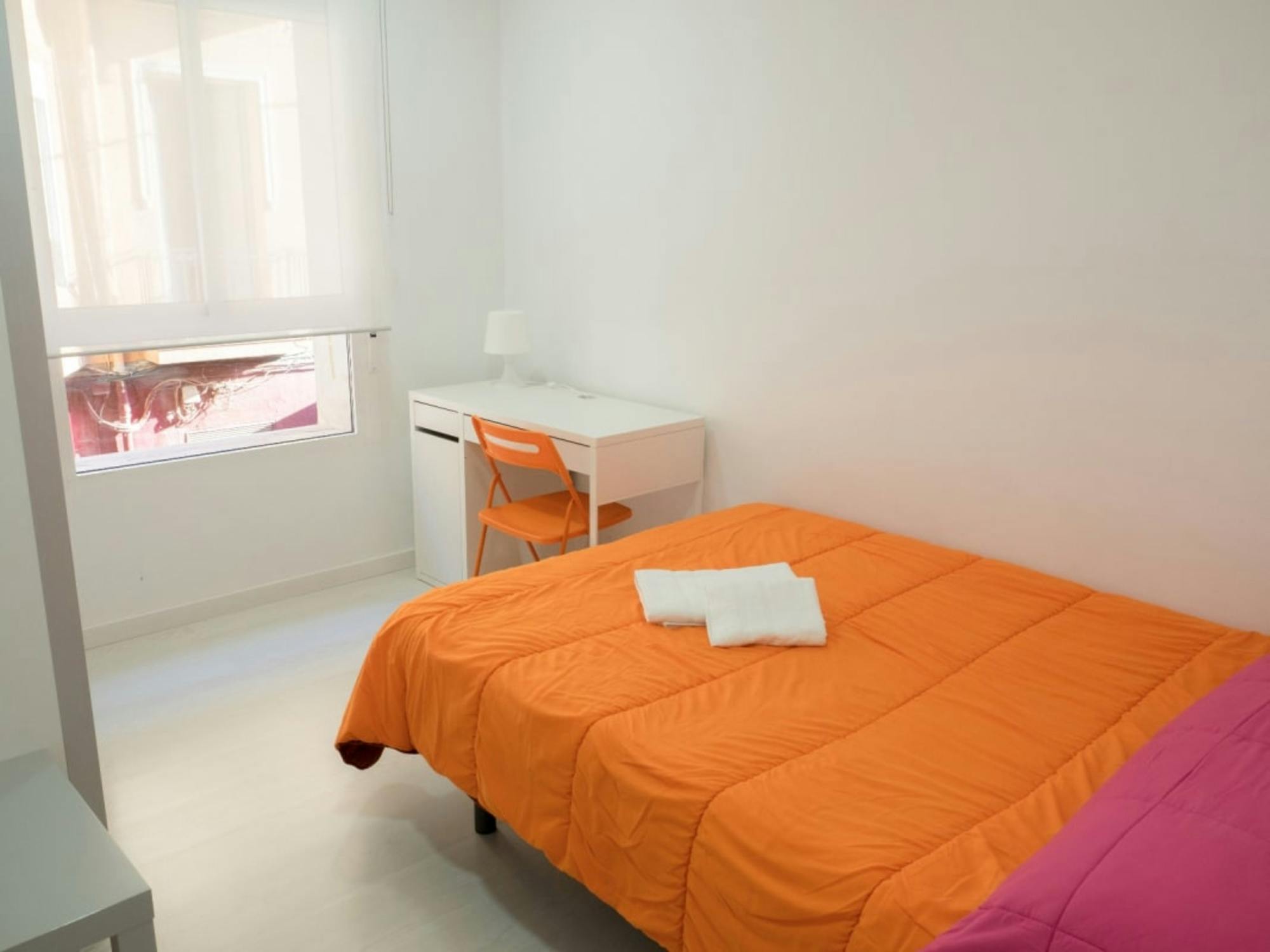 Private room in Calle Manuel Antón, Alicante (1727596) room image 1
