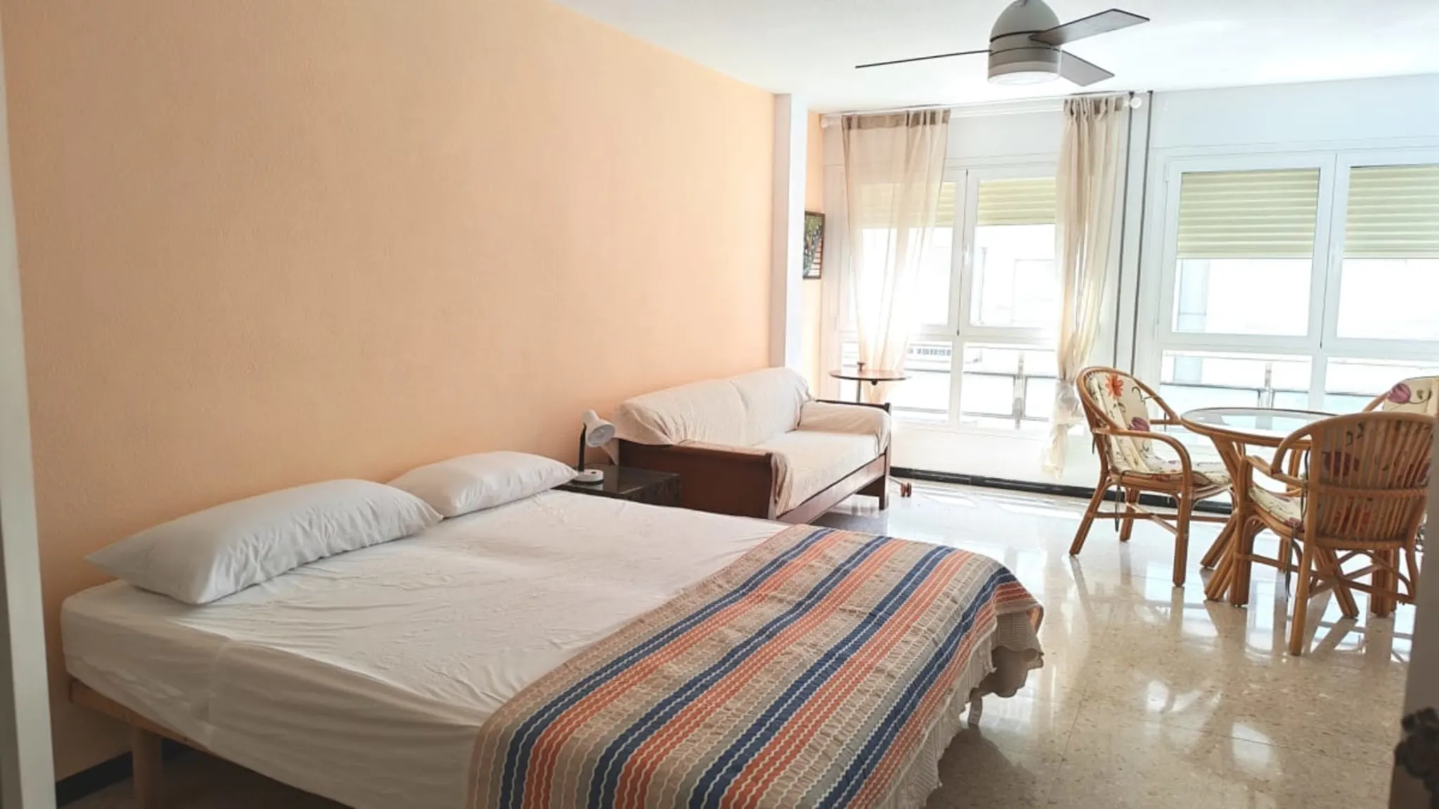 Carrer Italia, Alicante preview