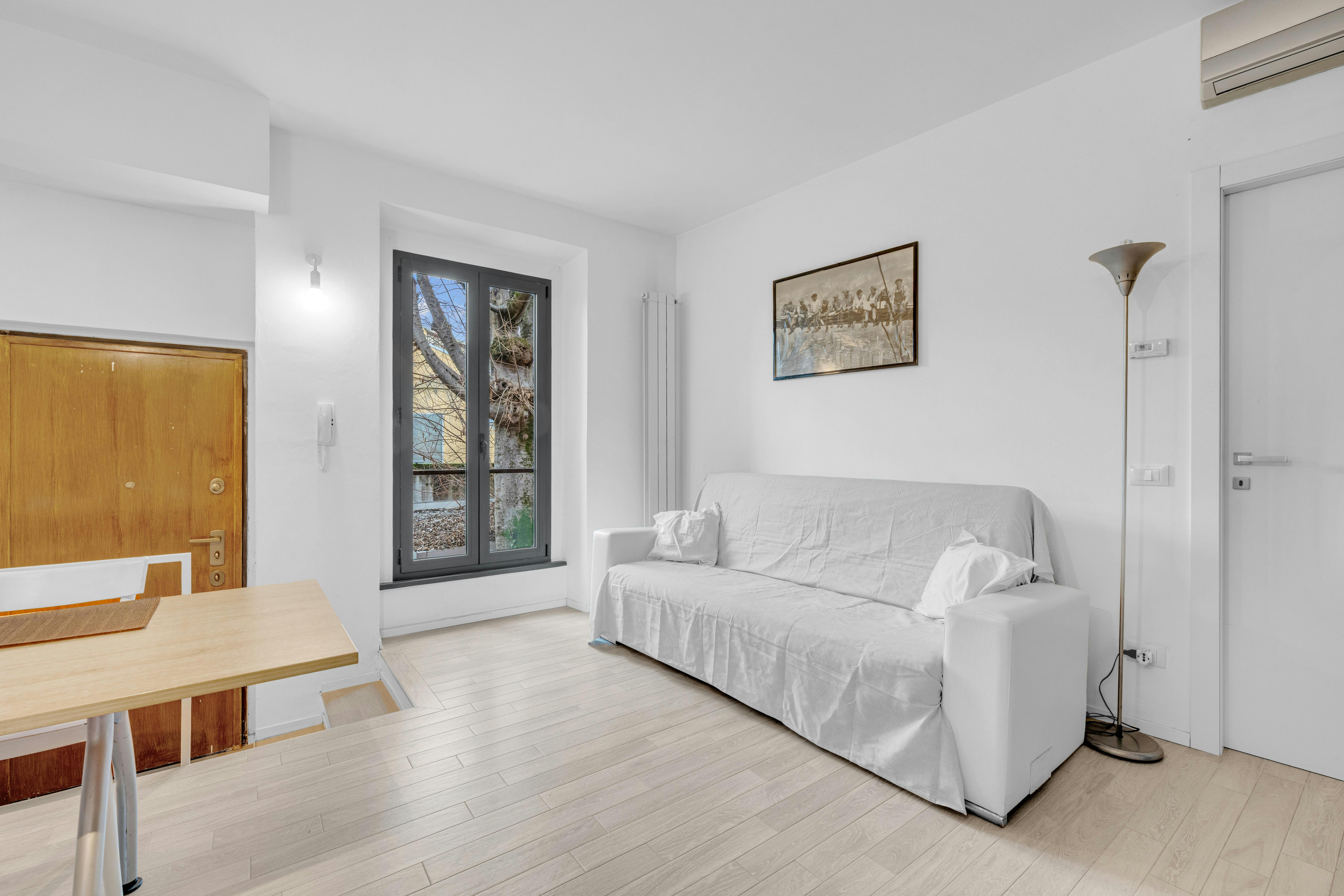 Via San Faustino, Milan preview