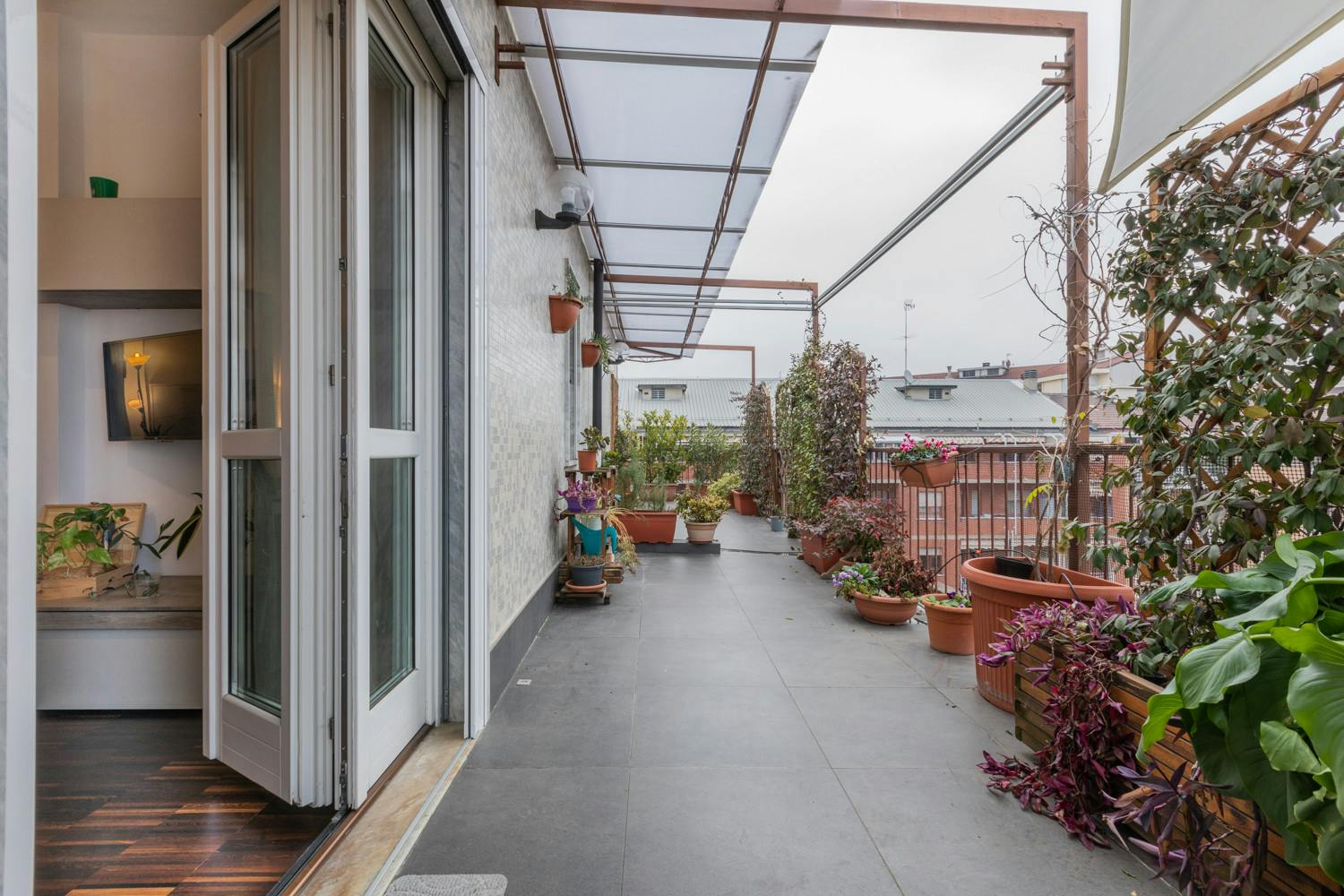 2-Bedroom Apartment in Via Filadelfia, Turin (1727762) ROOM