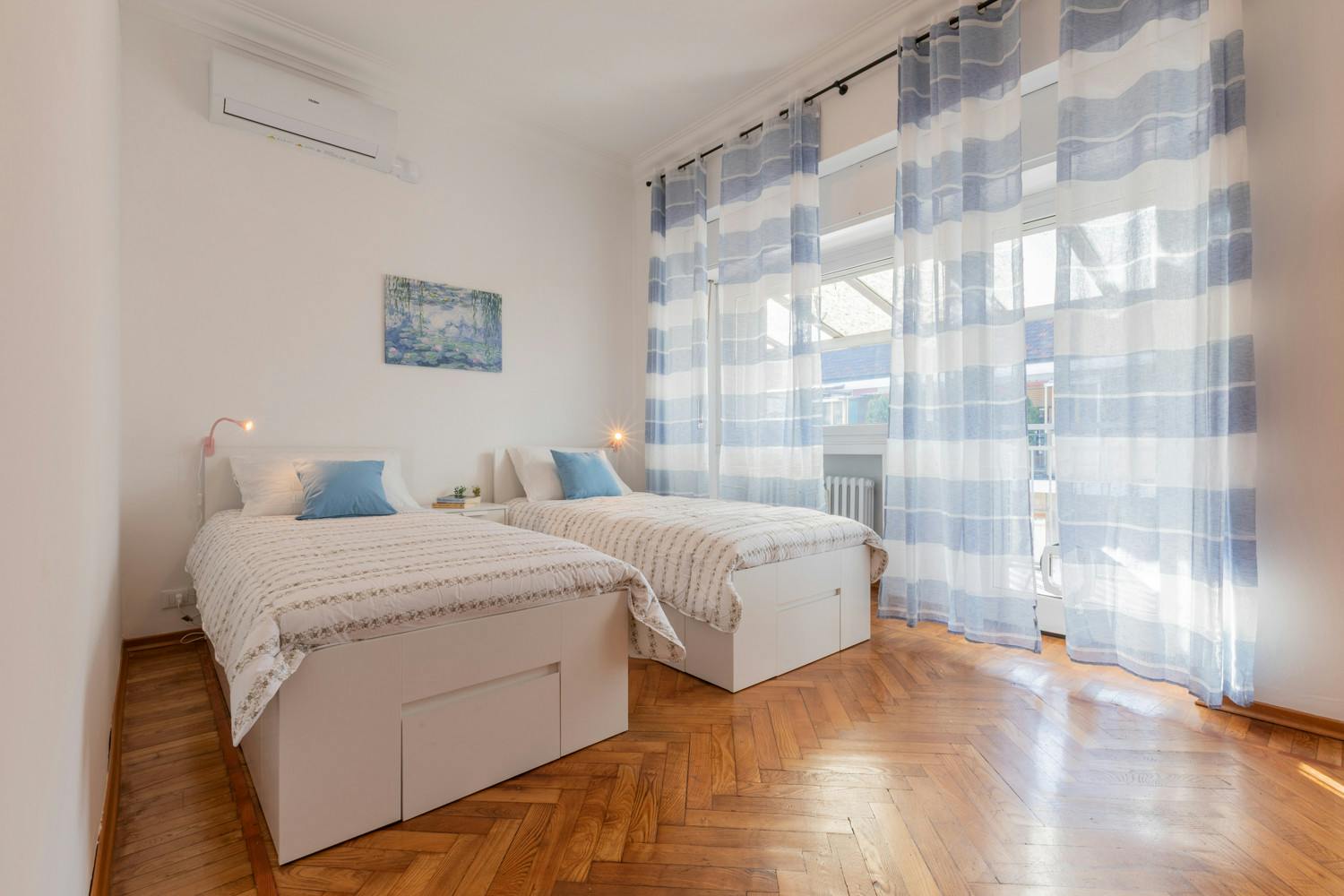 2-Bedroom Apartment in Via Principe Tommaso, Turin (1727770) ROOM 2