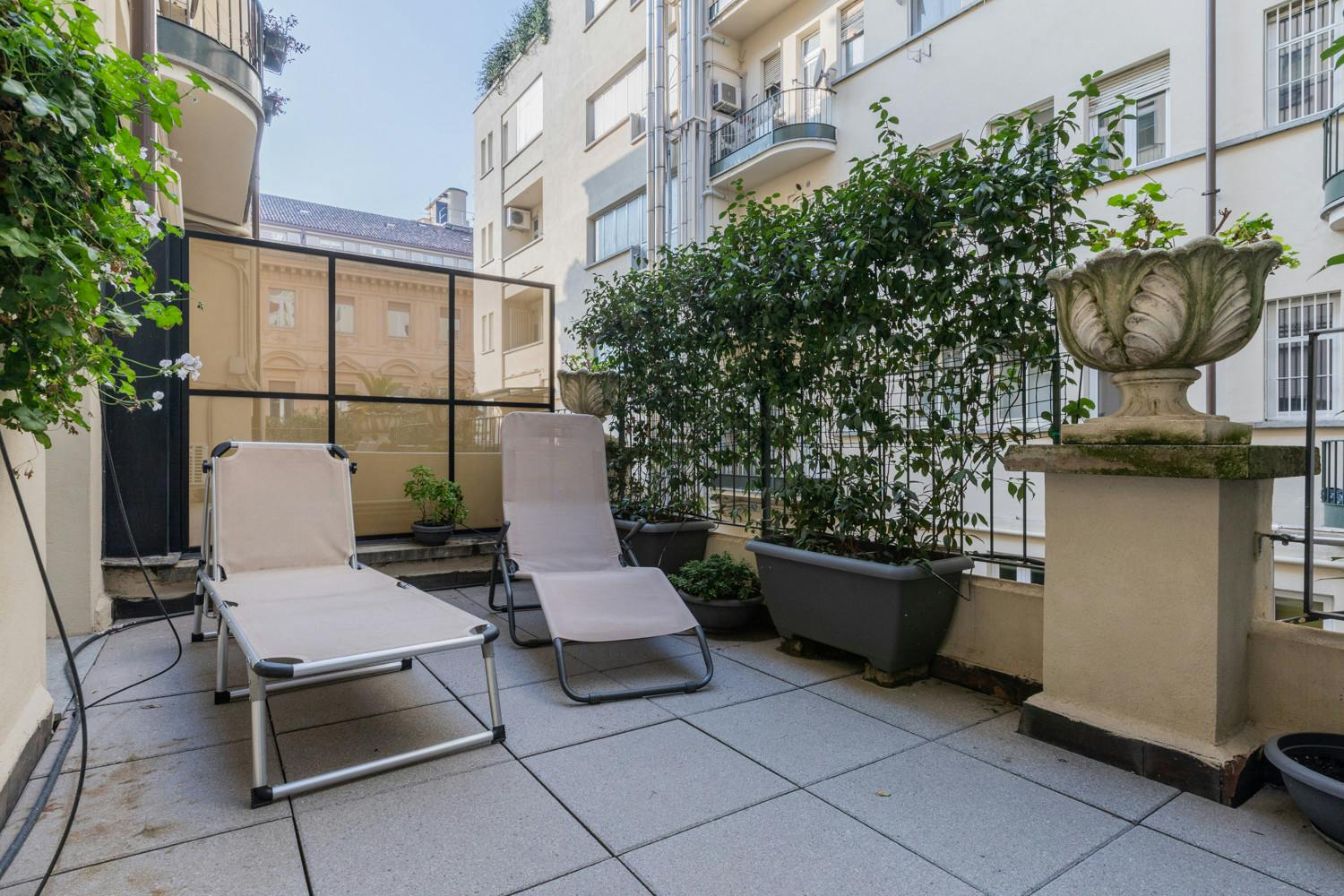 1-Bedroom Apartment in Via Antonio Bertola, Turin (1727778) ROOM