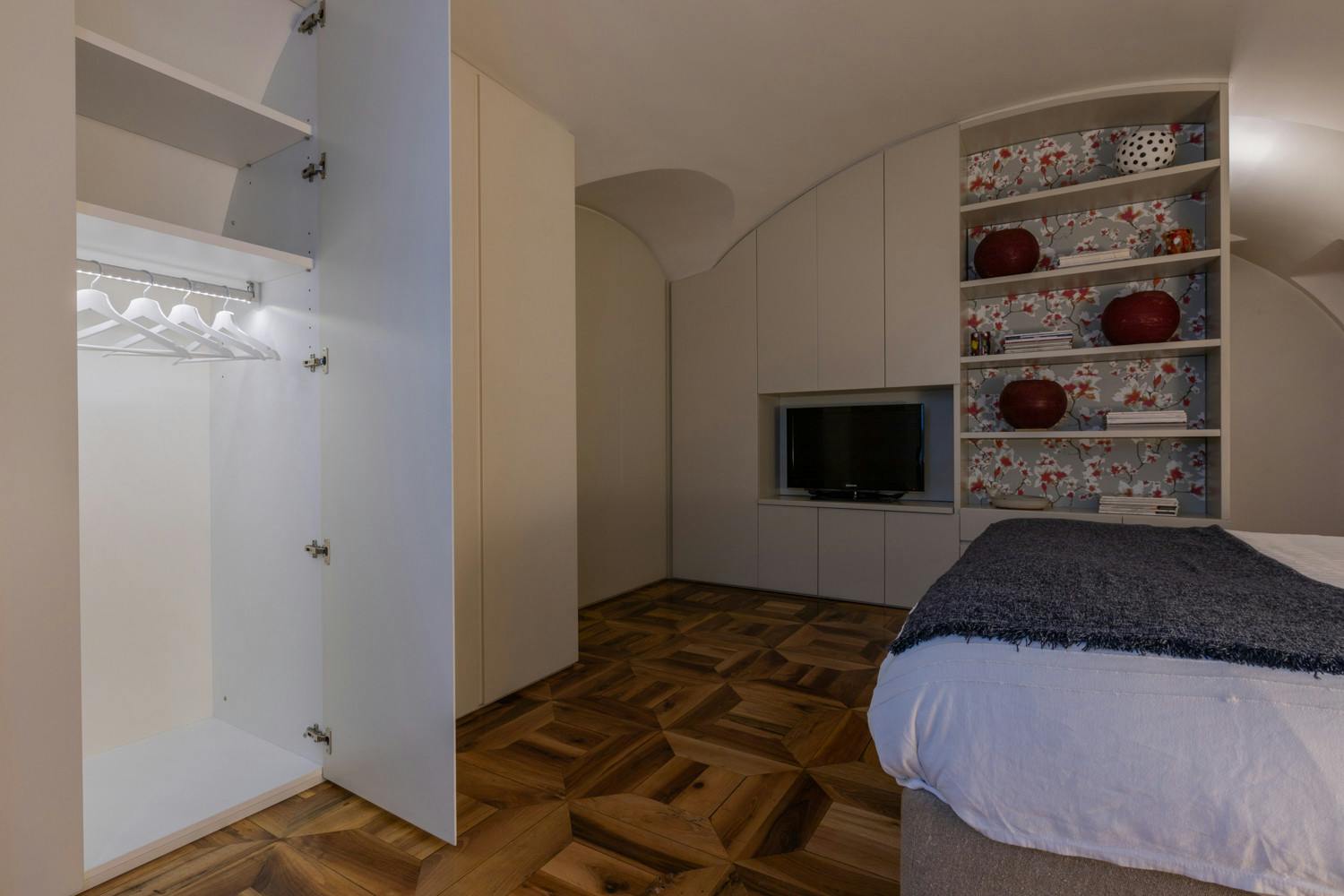 1-Bedroom Apartment in Via Maria Vittoria, Turin (1727787) room image 10
