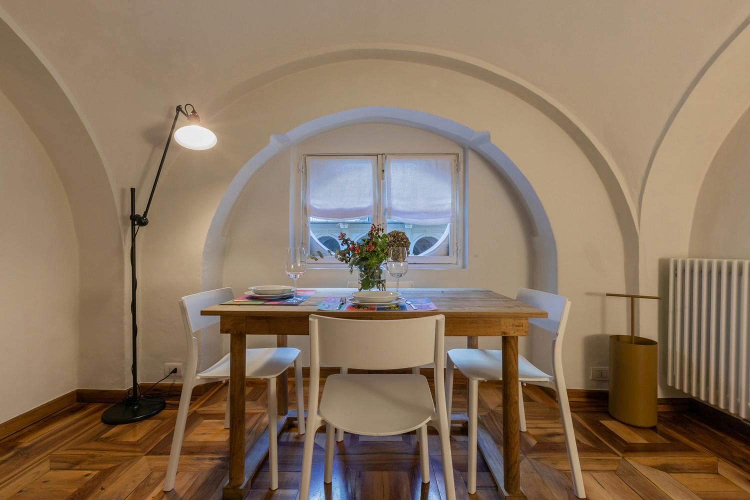 1-Bedroom Apartment in Via Maria Vittoria, Turin (1727787) ROOM