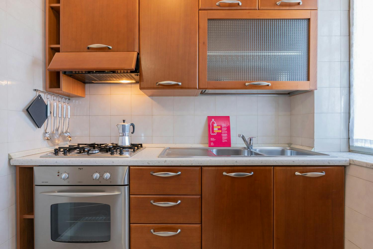 2-Bedroom Apartment in Corso Traiano, Turin (1727788) ROOM 2