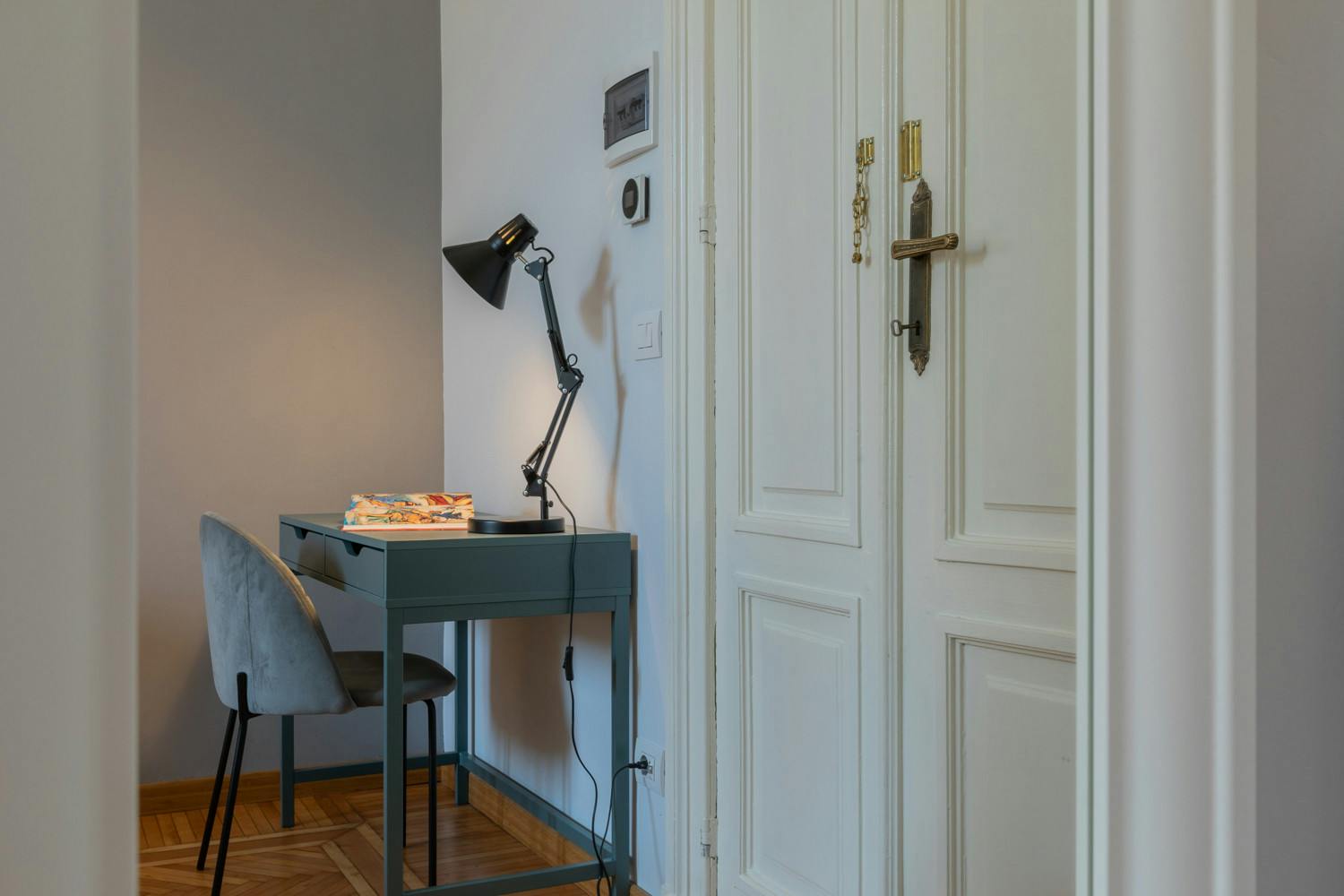 4-Bedroom Apartment in Via Oddino Morgari, Turin (1727797) ROOM