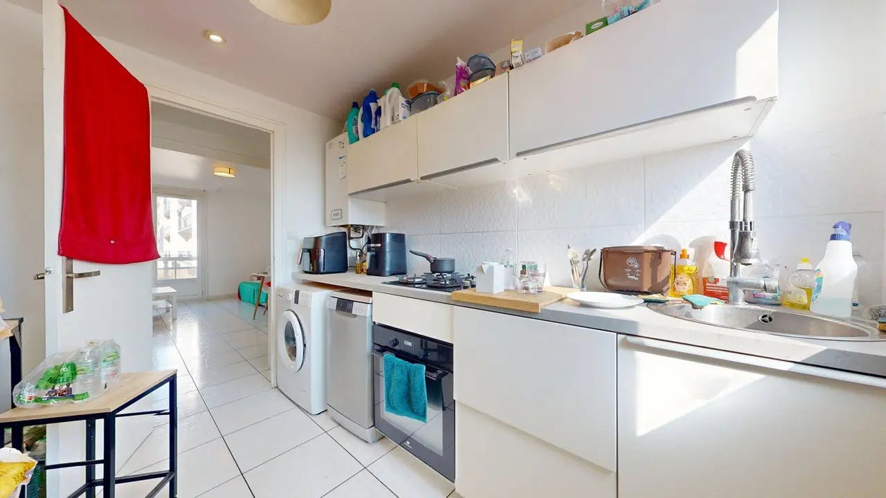 Privé kamer te huur voor € 449 per maand in Vénissieux, Avenue Francis de Pressensé