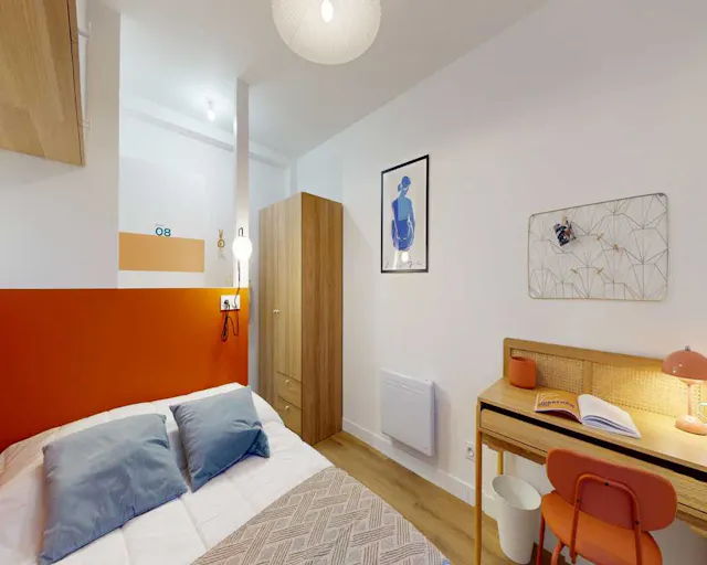 Private room in Rue du Buisson Saint-Louis, Paris (1727885) room image 1