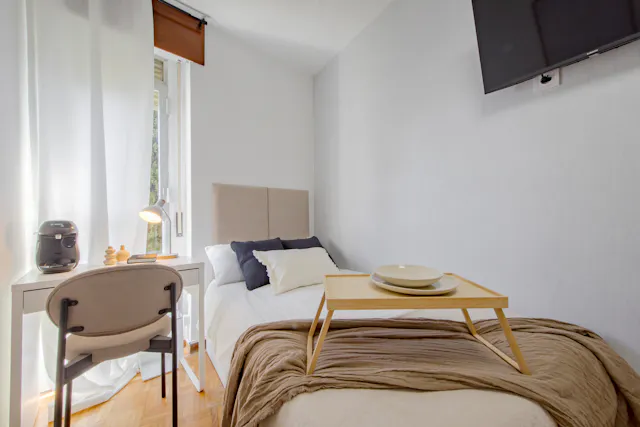 Private room in Calle de Santa Cecilia, Madrid (1727921) room image 1