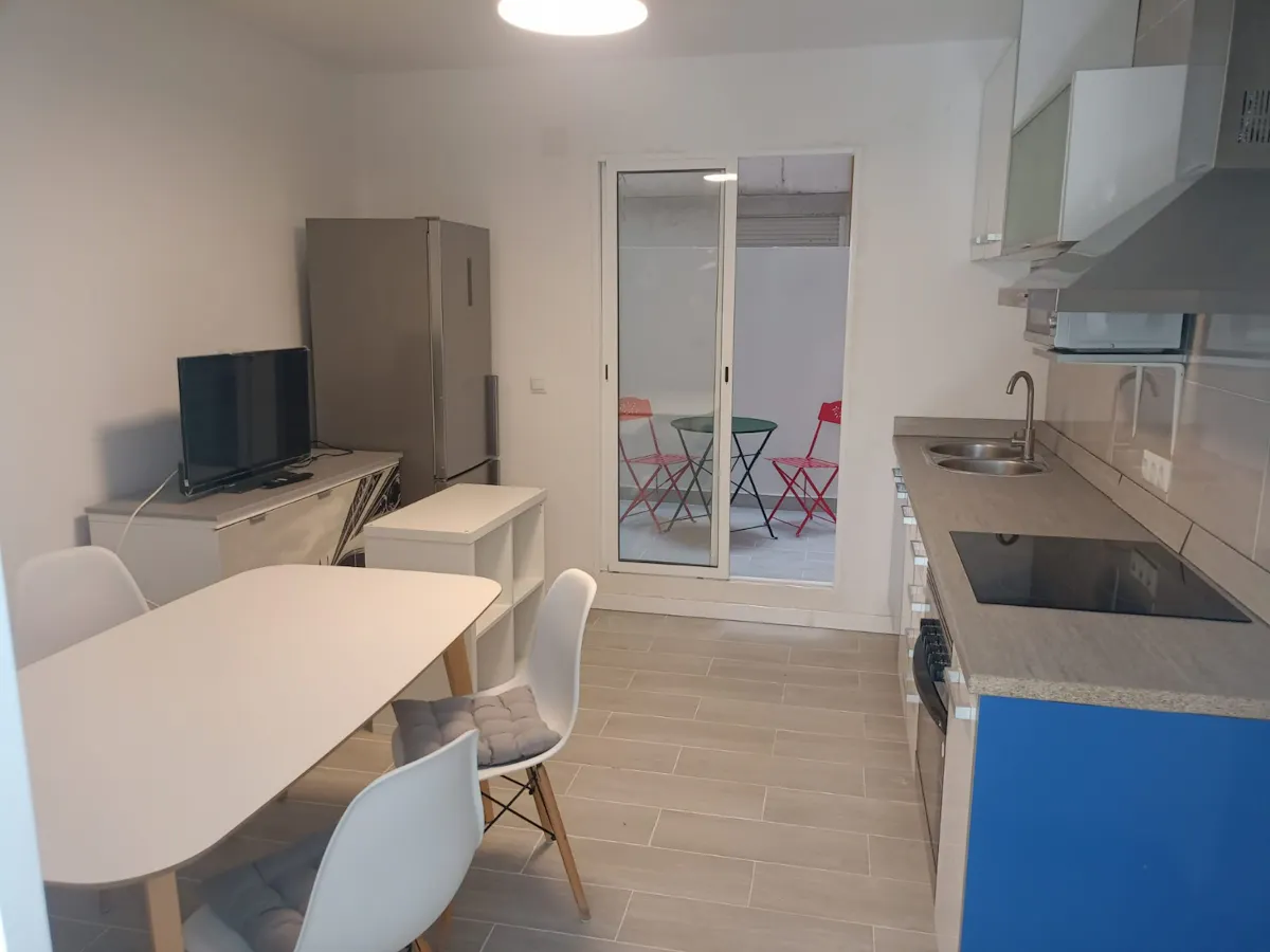 4-Bedroom Apartment in Avinguda del Cardenal Benlloch, Valencia (1728009) ROOM