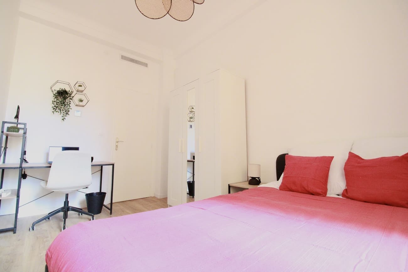 Private room in Rue d'Italie, Nice (1728094) room image 2
