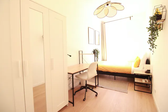Private room in Rue Pertinax, Nice (1728098) room image 1