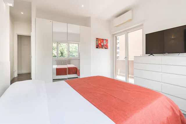 2-Bedroom Apartment in Via Tiberio Imperatore, Rome (1728121) room image 10