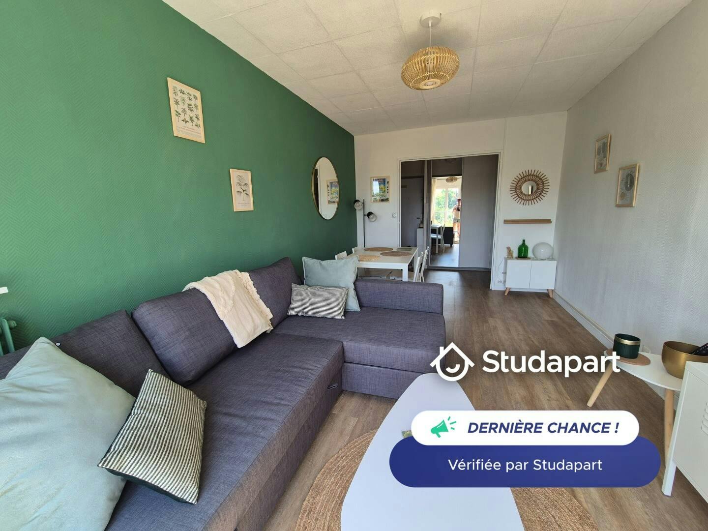 Apartament de închiriat pentru 1.400 EUR pe lună în Le Mans, Rue des Sables d'Or