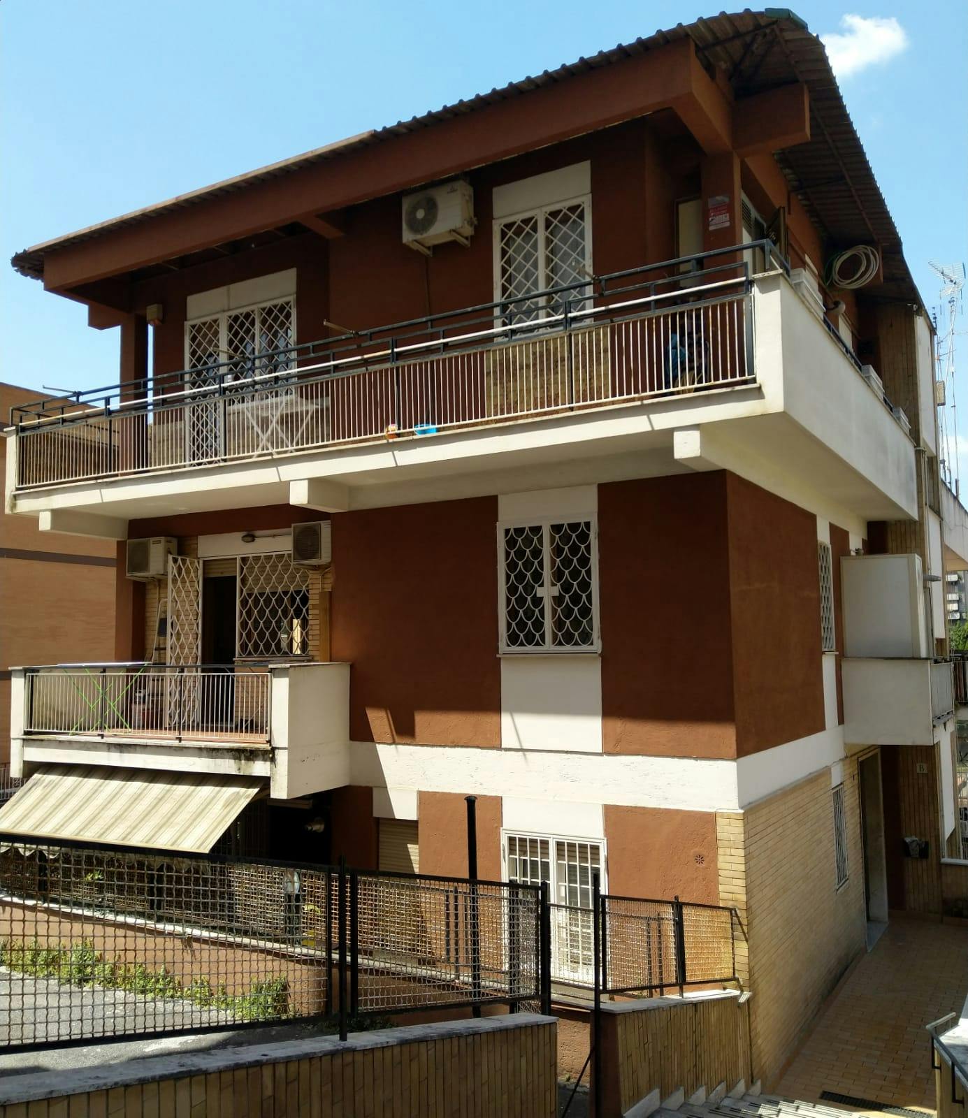 Appartement te huur voor € 2.000 per maand in Rome, Via Clemente IX