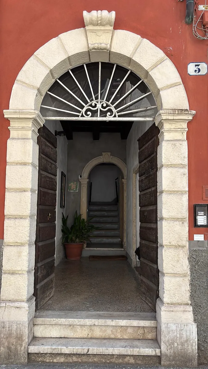 3-Bedroom House in Vicolo San Silvestro, Verona (1728271) ROOM 1