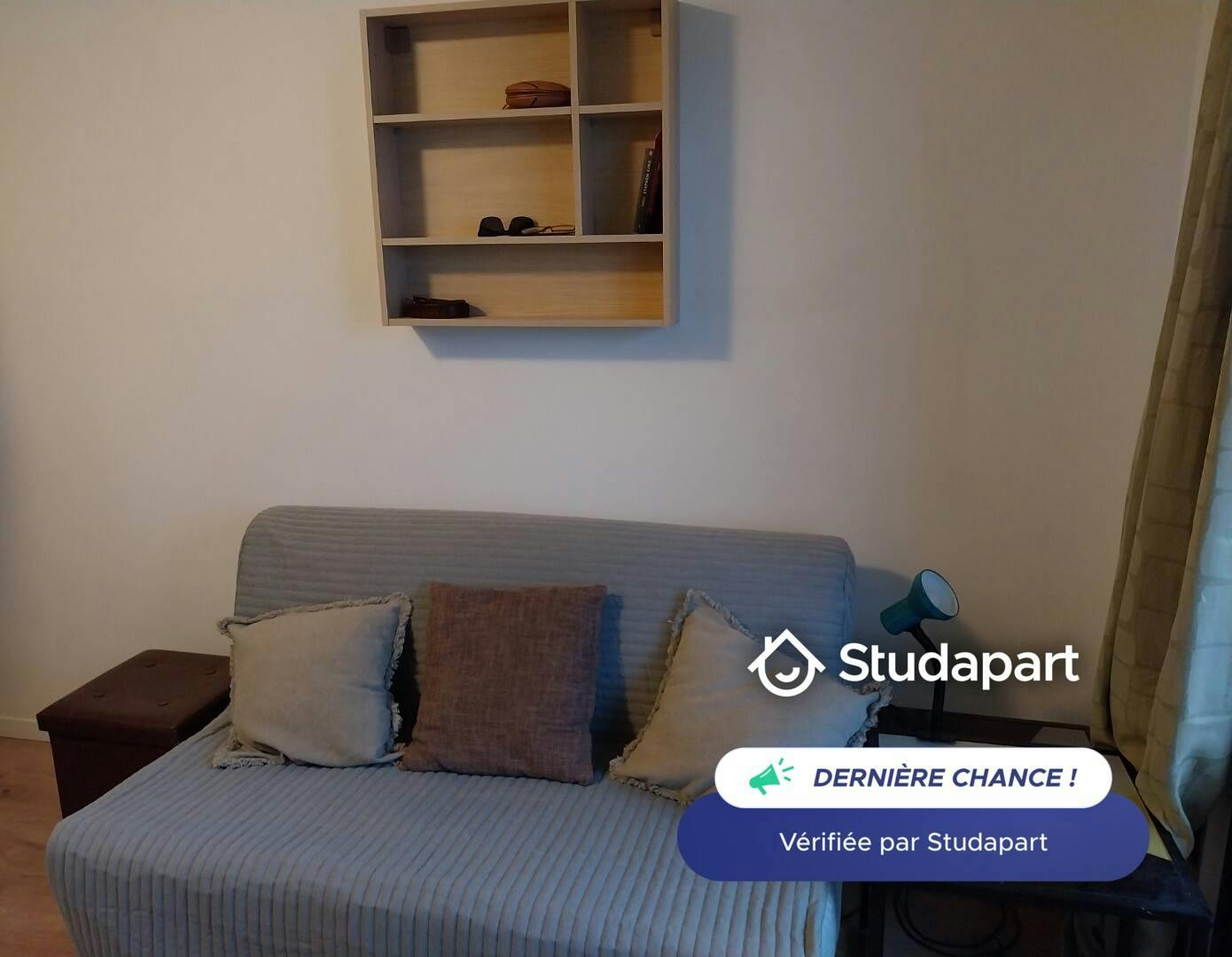 Apartment for rent for €740 per month in Rueil-Malmaison, Avenue de Buzenval