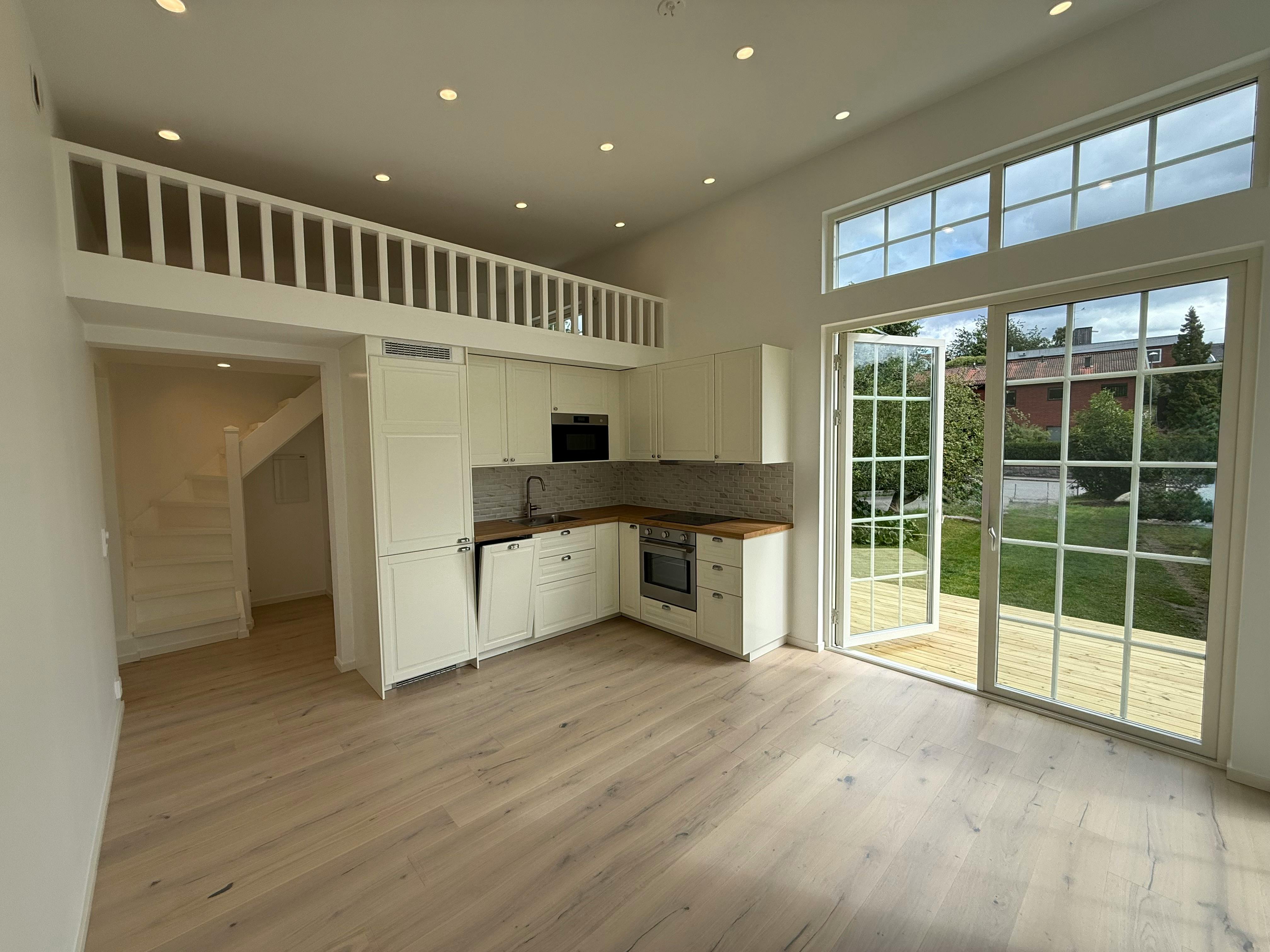 Appartement à louer pour 10 975 SEK/mois à Älvsjö, Mickelsbergsvägen