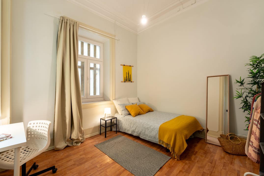 Private room in Rua Almeida e Sousa, Lisbon (1728376) room image 2