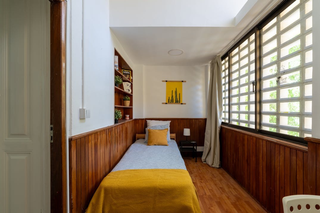 Private room in Rua Almeida e Sousa, Lisbon (1728377) room image 1