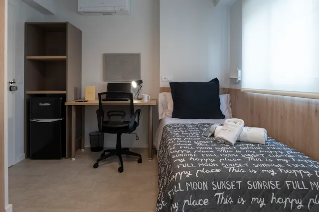 Private room in Carrer de Sant Donís, Valencia (1728388) room image 2