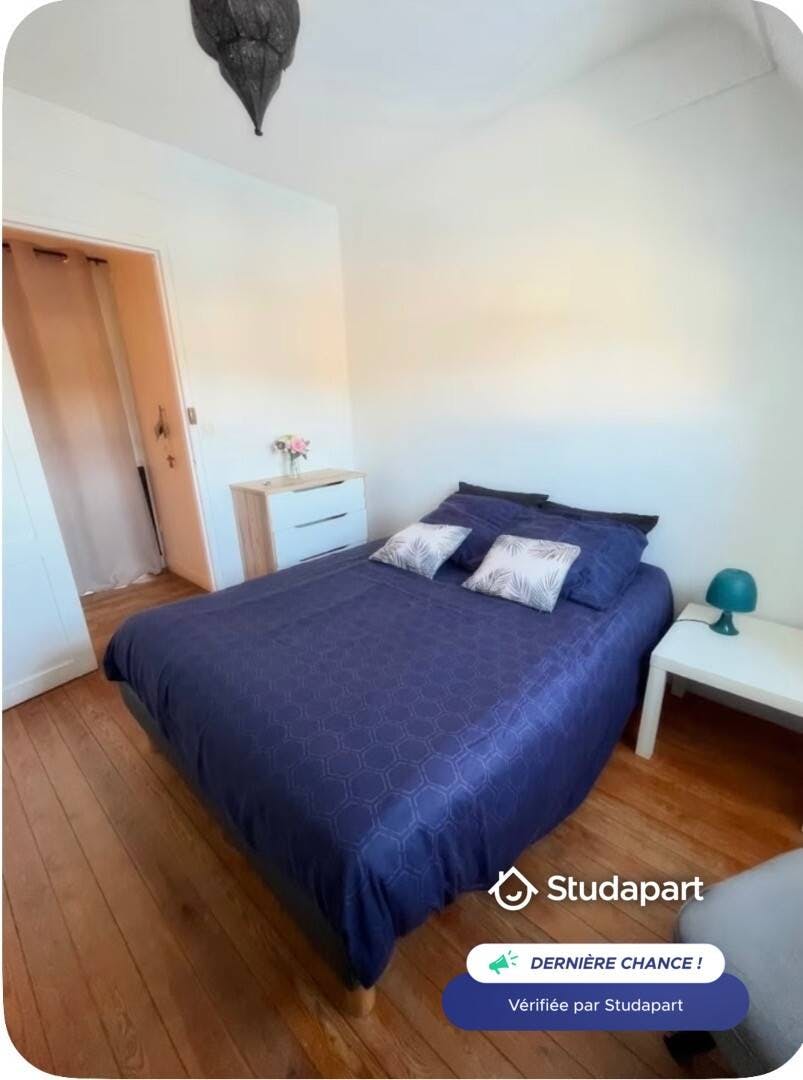 Privat rum att hyra för 450 € i månaden i Évreux, Place Dupont de l'Eure