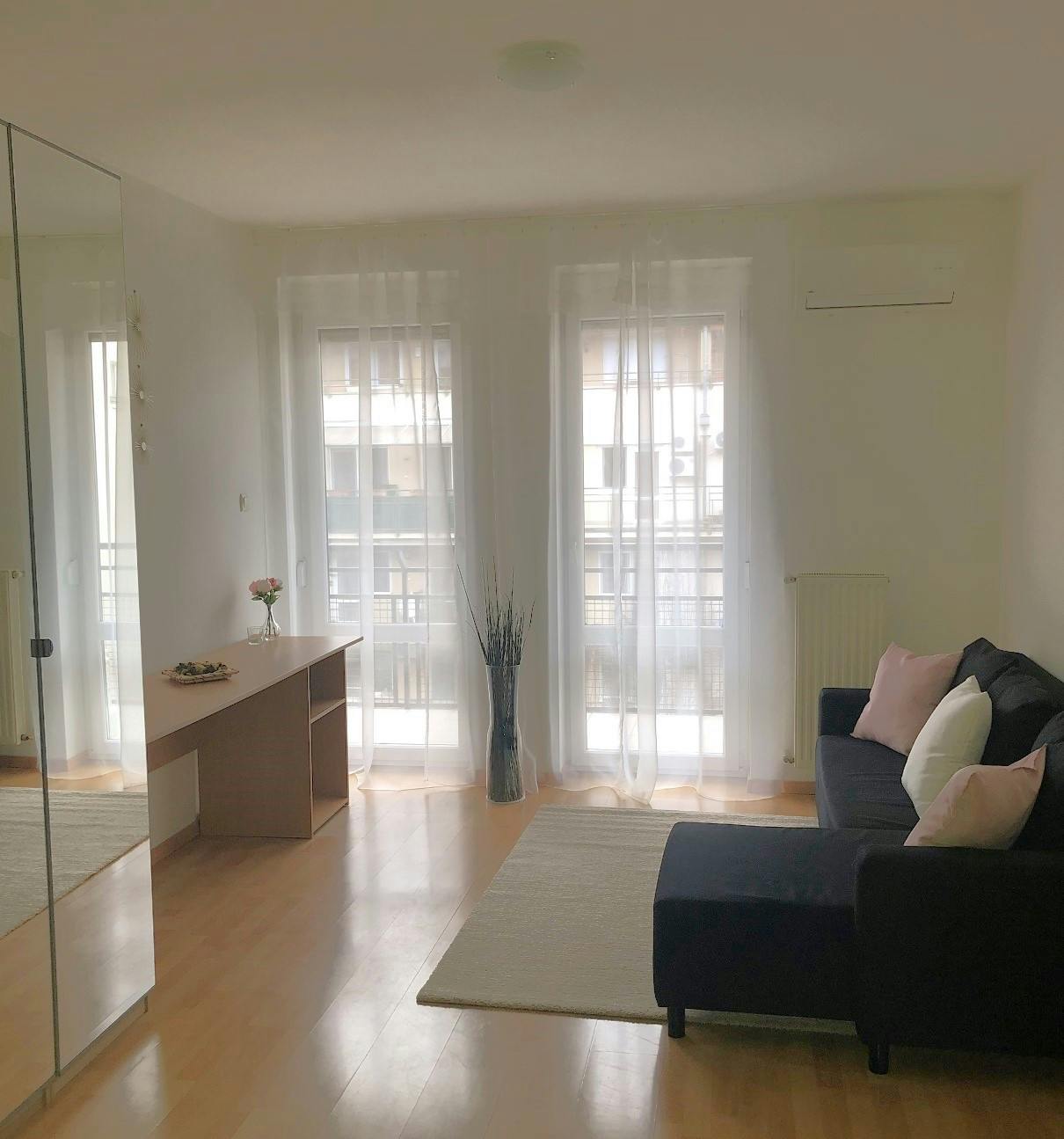Studio for rent for HUF 234,148 per month in Budapest, Petneházy utca